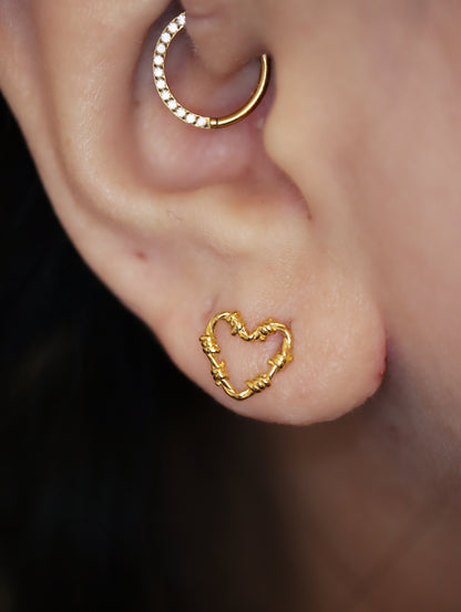 Thorn heart stud silver925 earrings