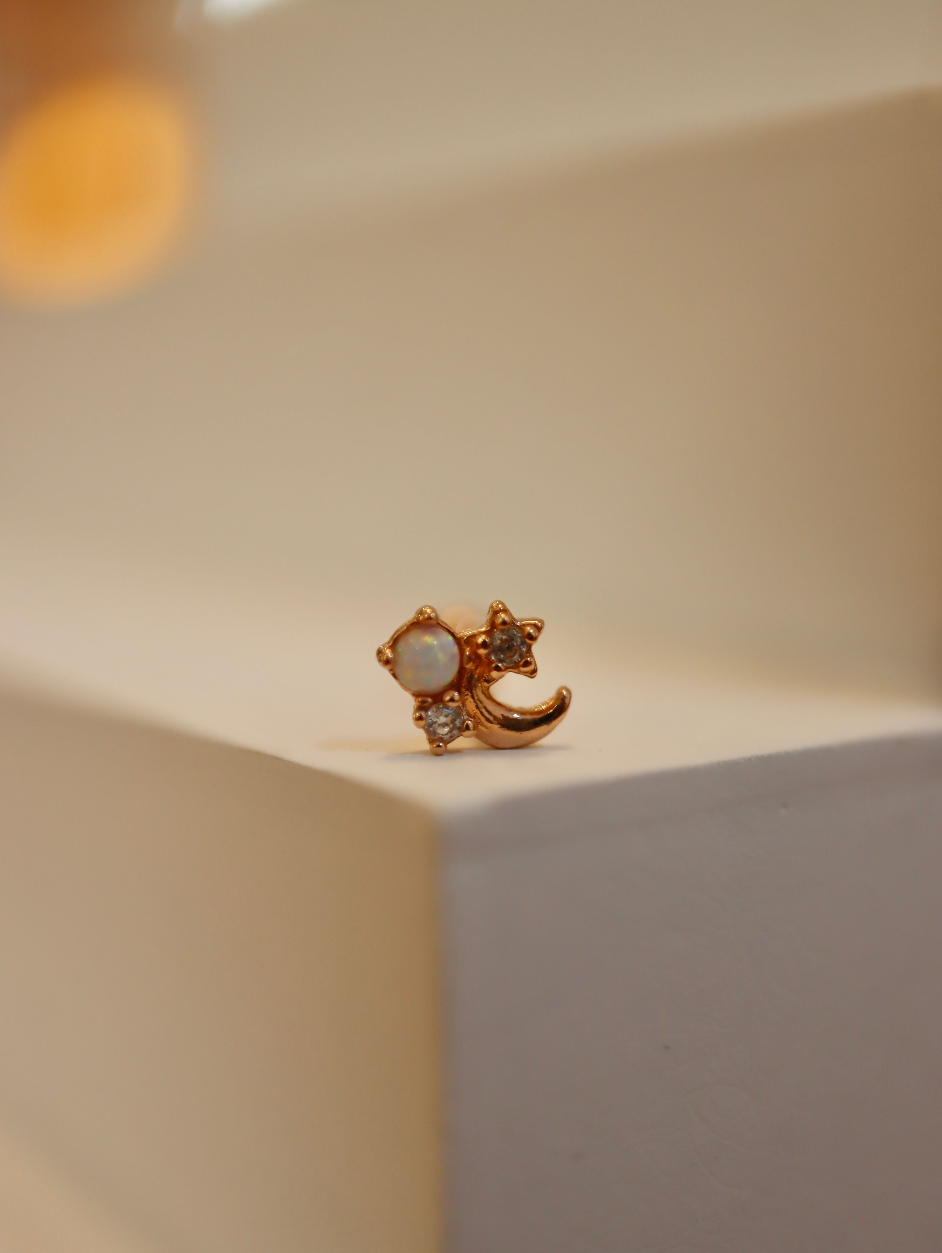 Sparkle in opal star & crescent s925 piercing stud