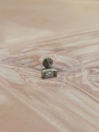 Rectangular cz threadless stud piercing