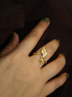 Shell & starfish brass ring