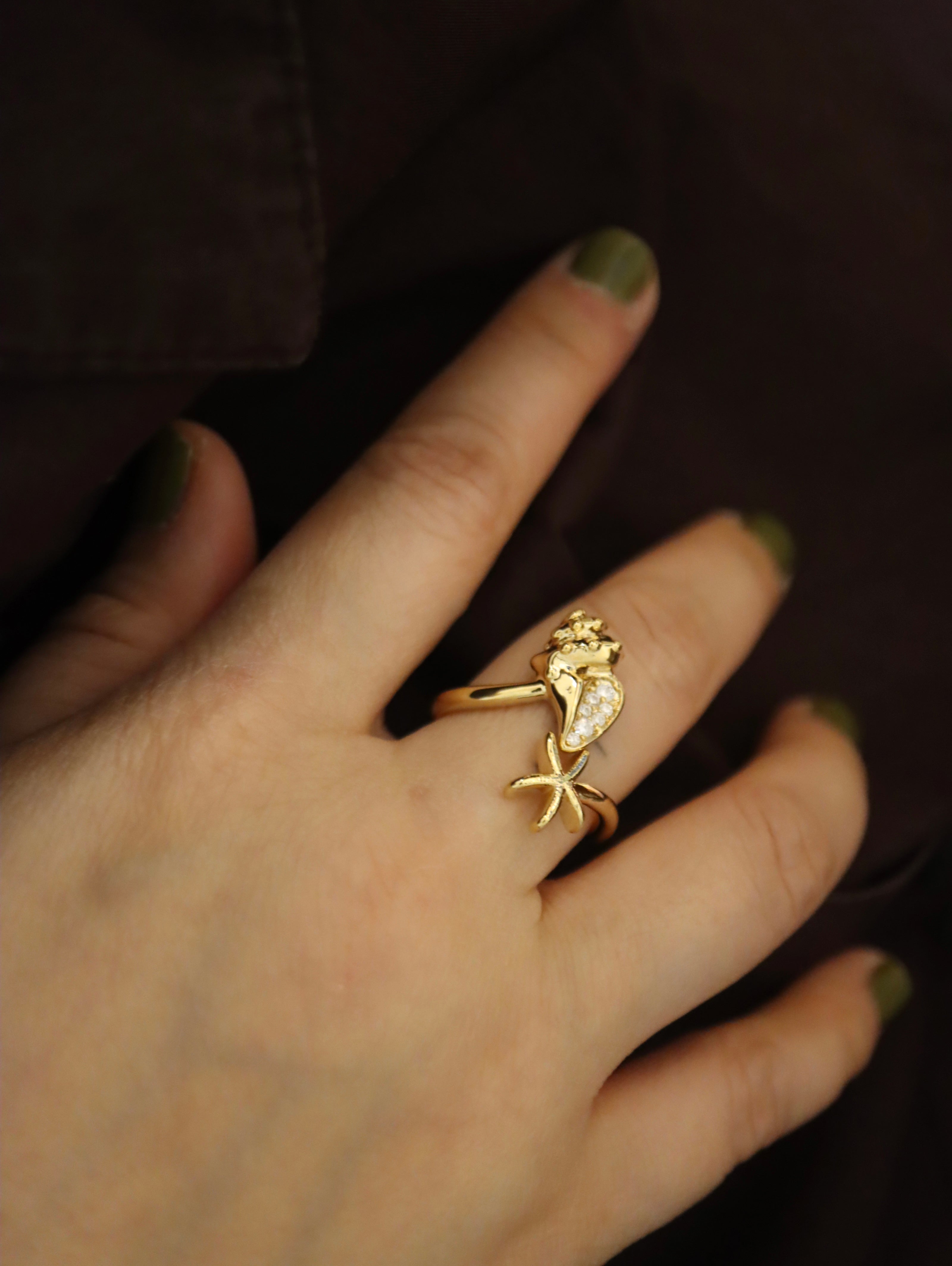 Shell & starfish brass ring