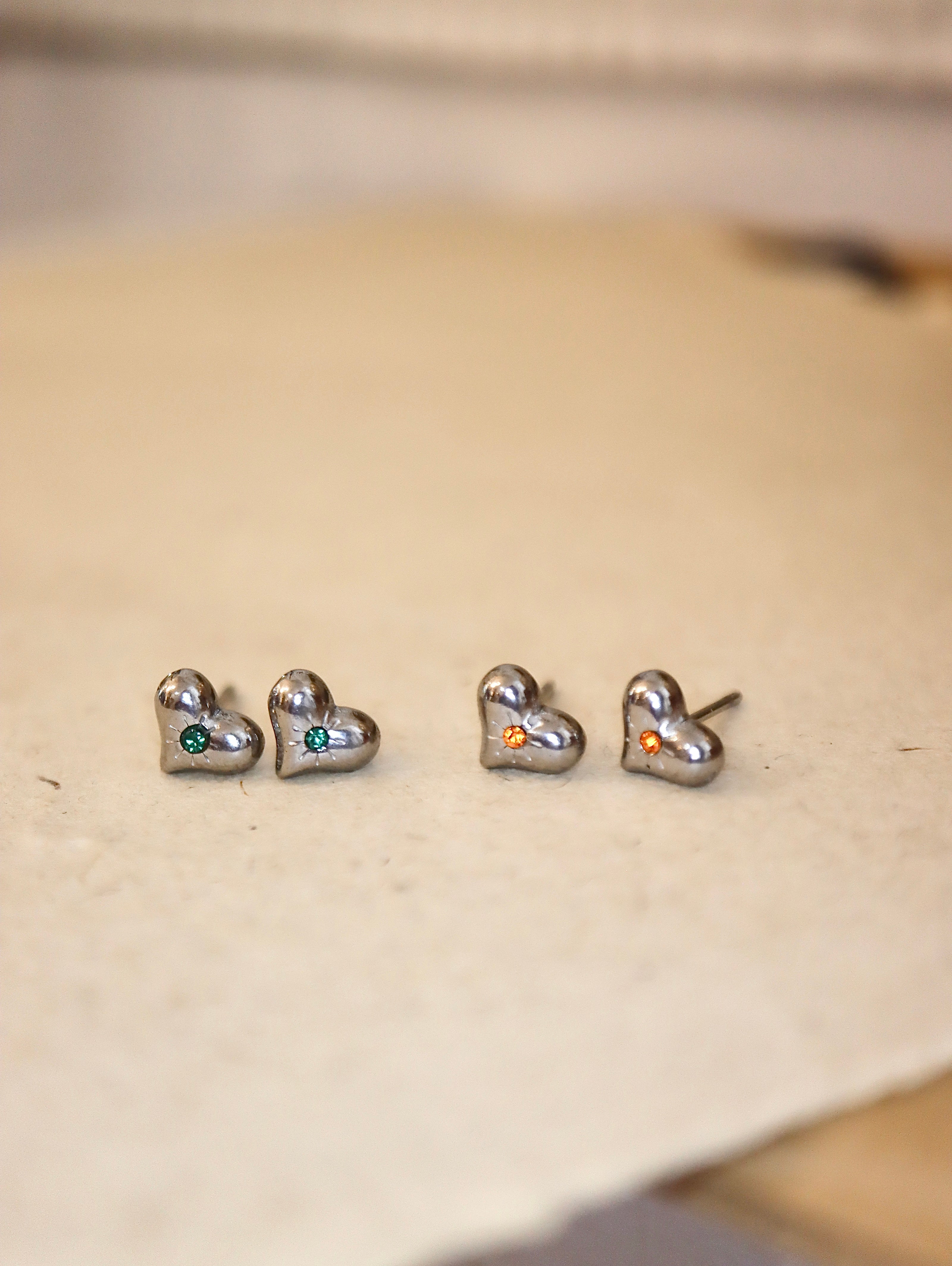 Heart stud stainless steel earrings