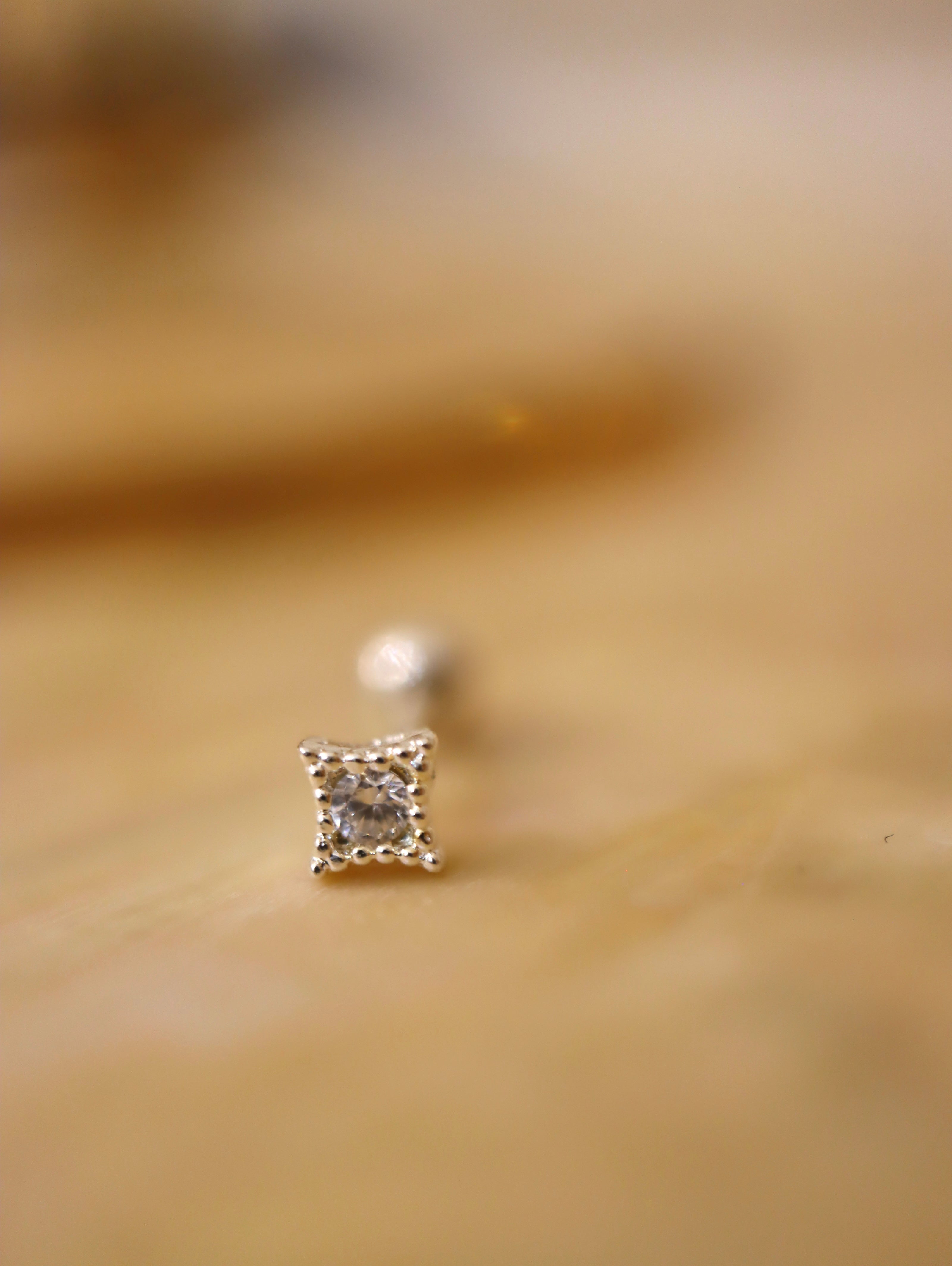 Rhombus cz 925 silver stud earring