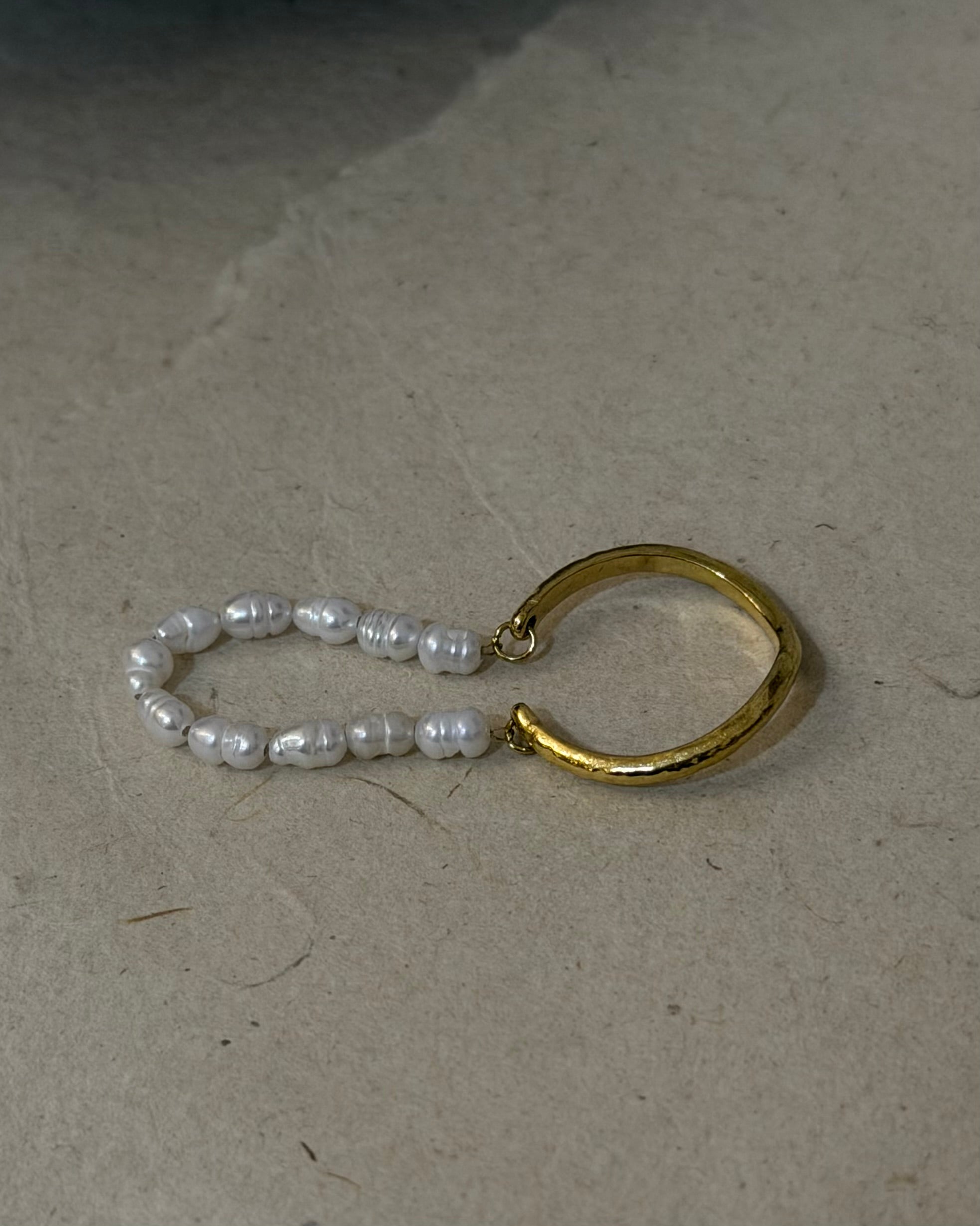 Raw pearl double band stainless steel ring