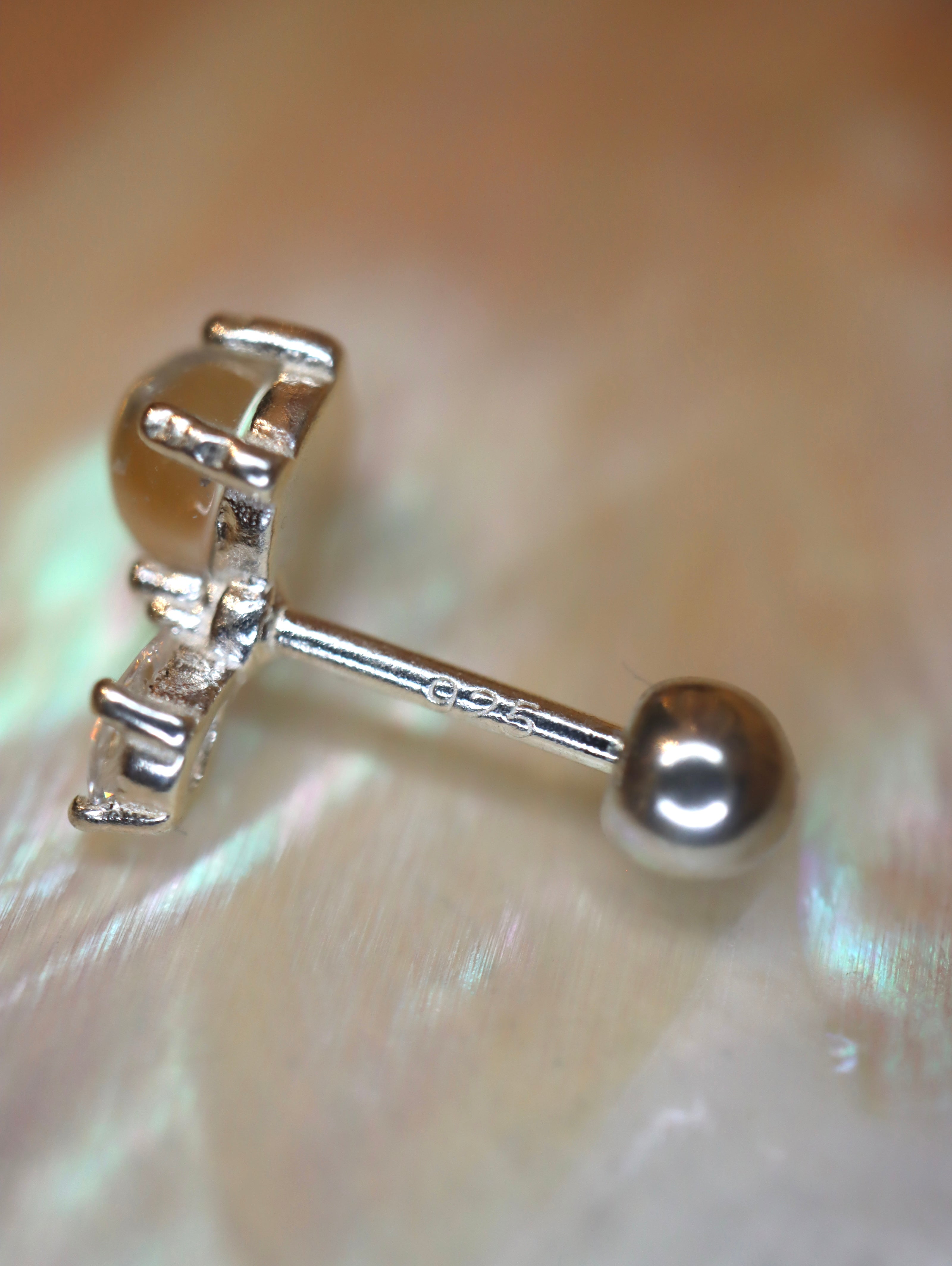 Glow Drop Stud 925 silver Earring Piercing (1pc)