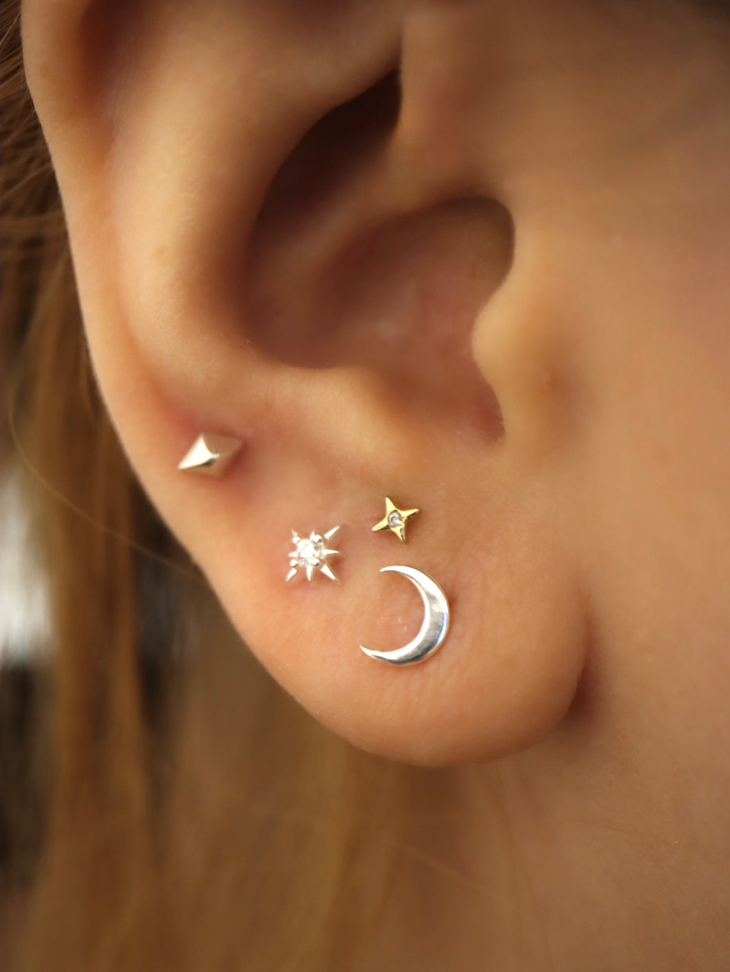 Crescent 925 silver piercing earring