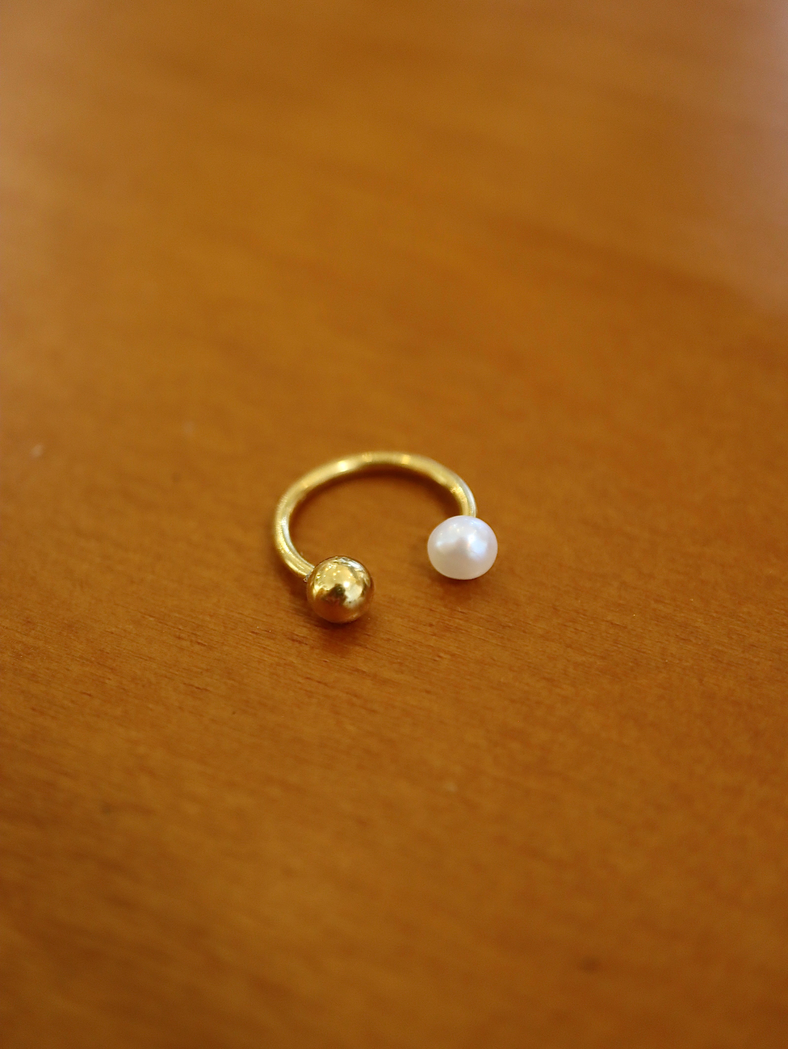 Pearl two way surgical steel piercing (1pc)