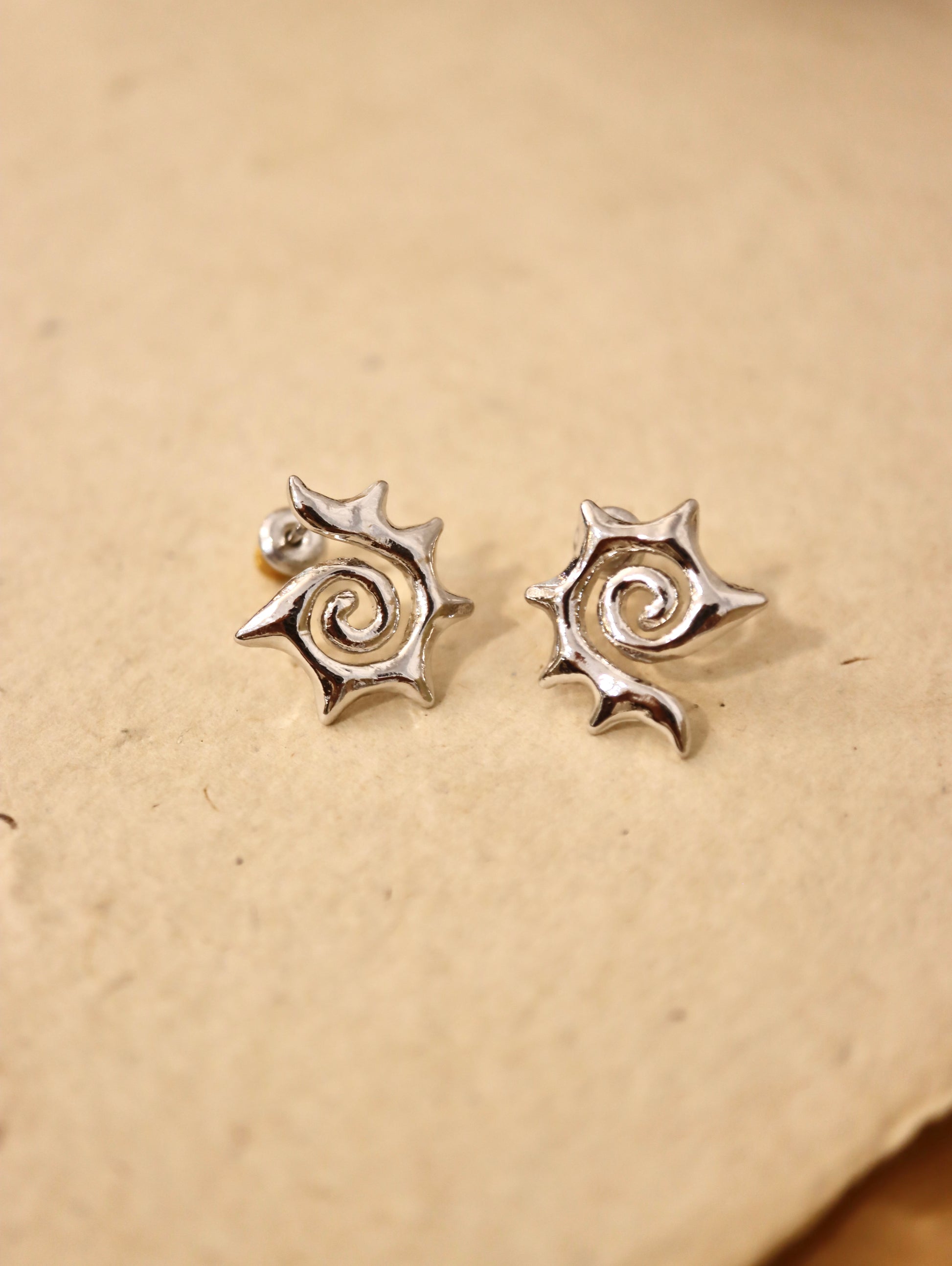 Sun swirl earrings