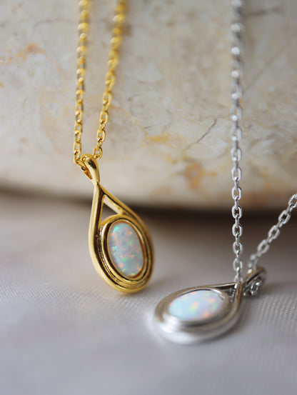 Teardrop opal brass necklace