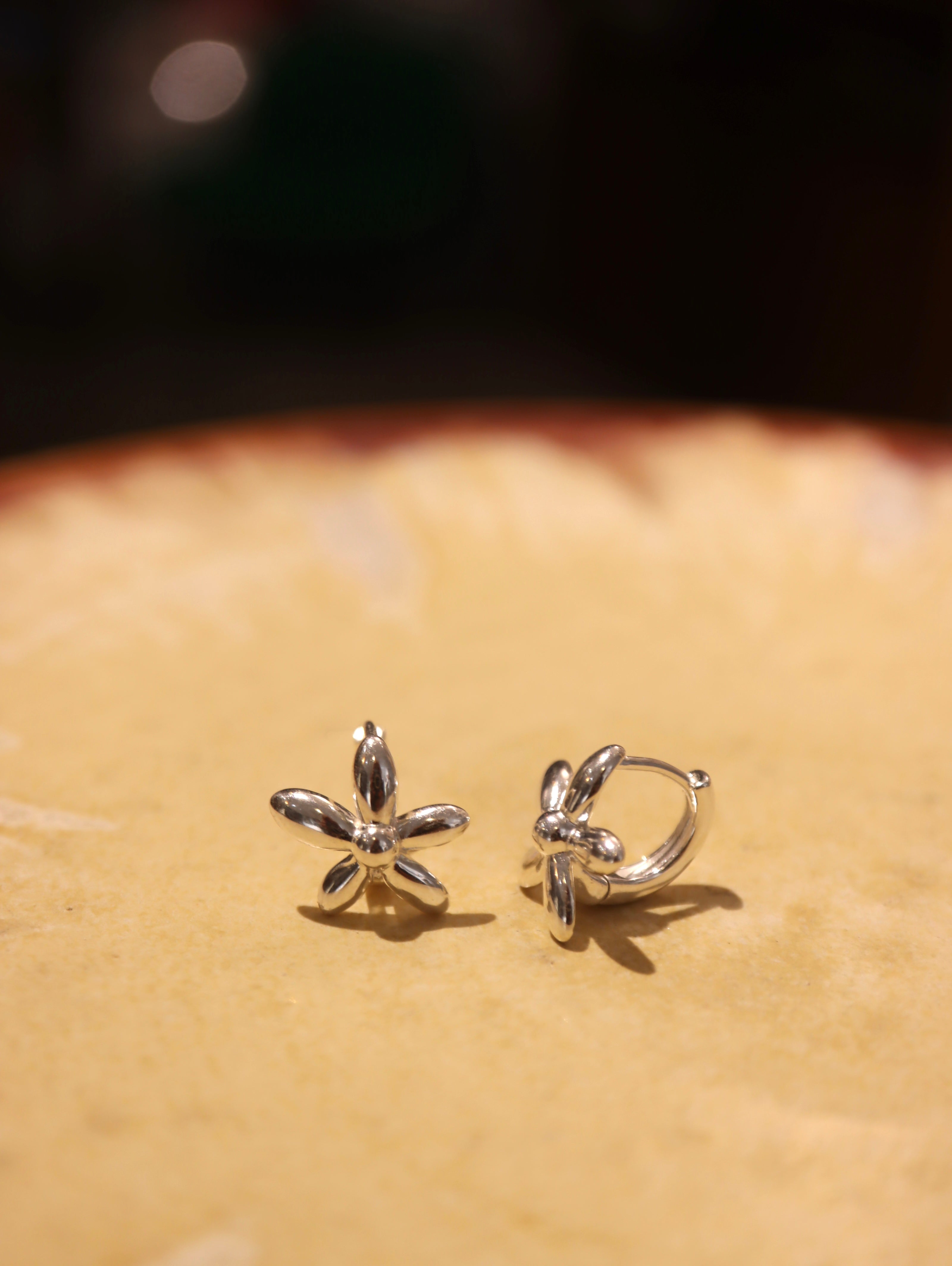 Petal flowers 925 silver hoop earrings
