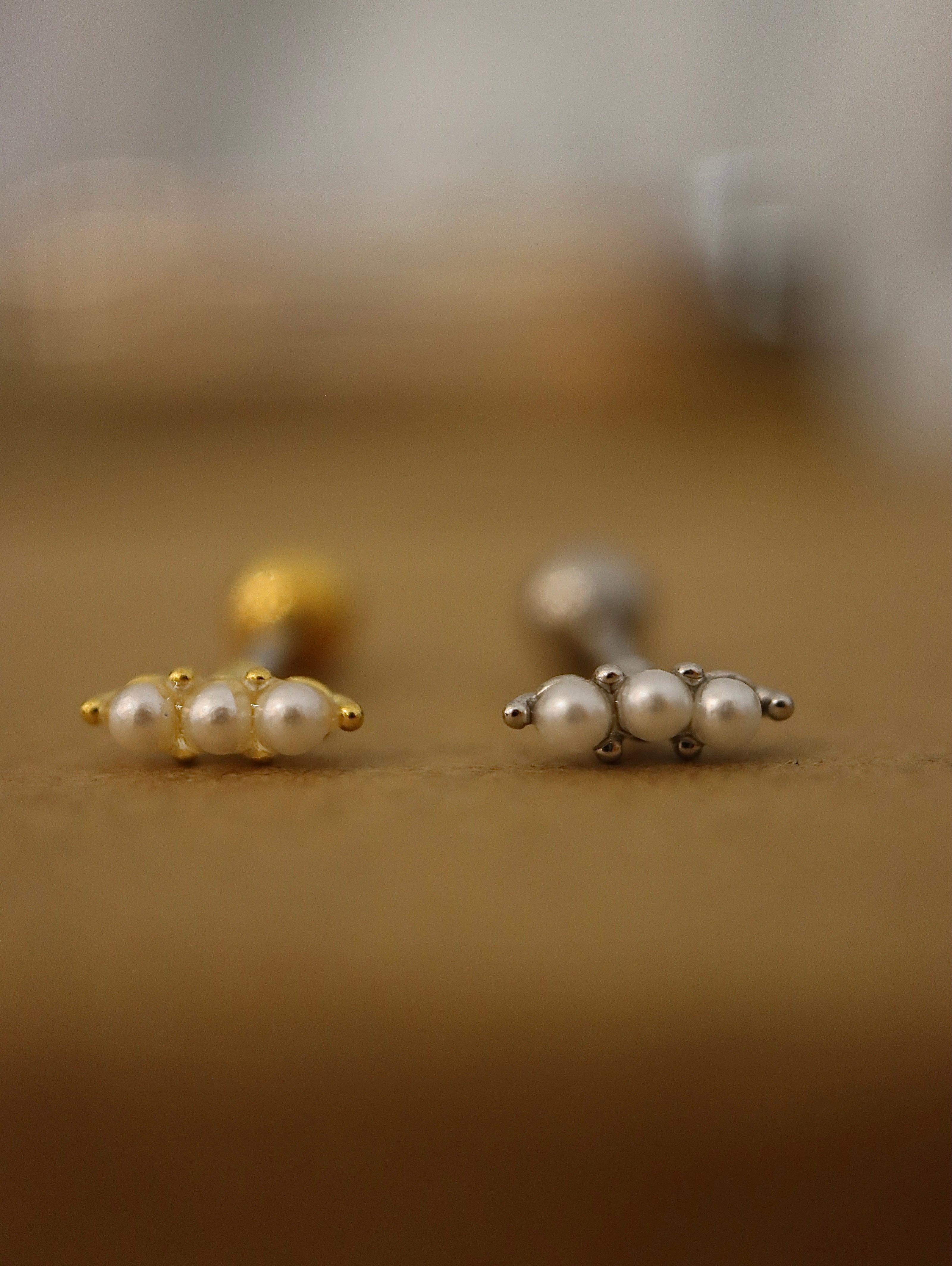 Pearl trinity bar stud piercing stud earring (1pc)