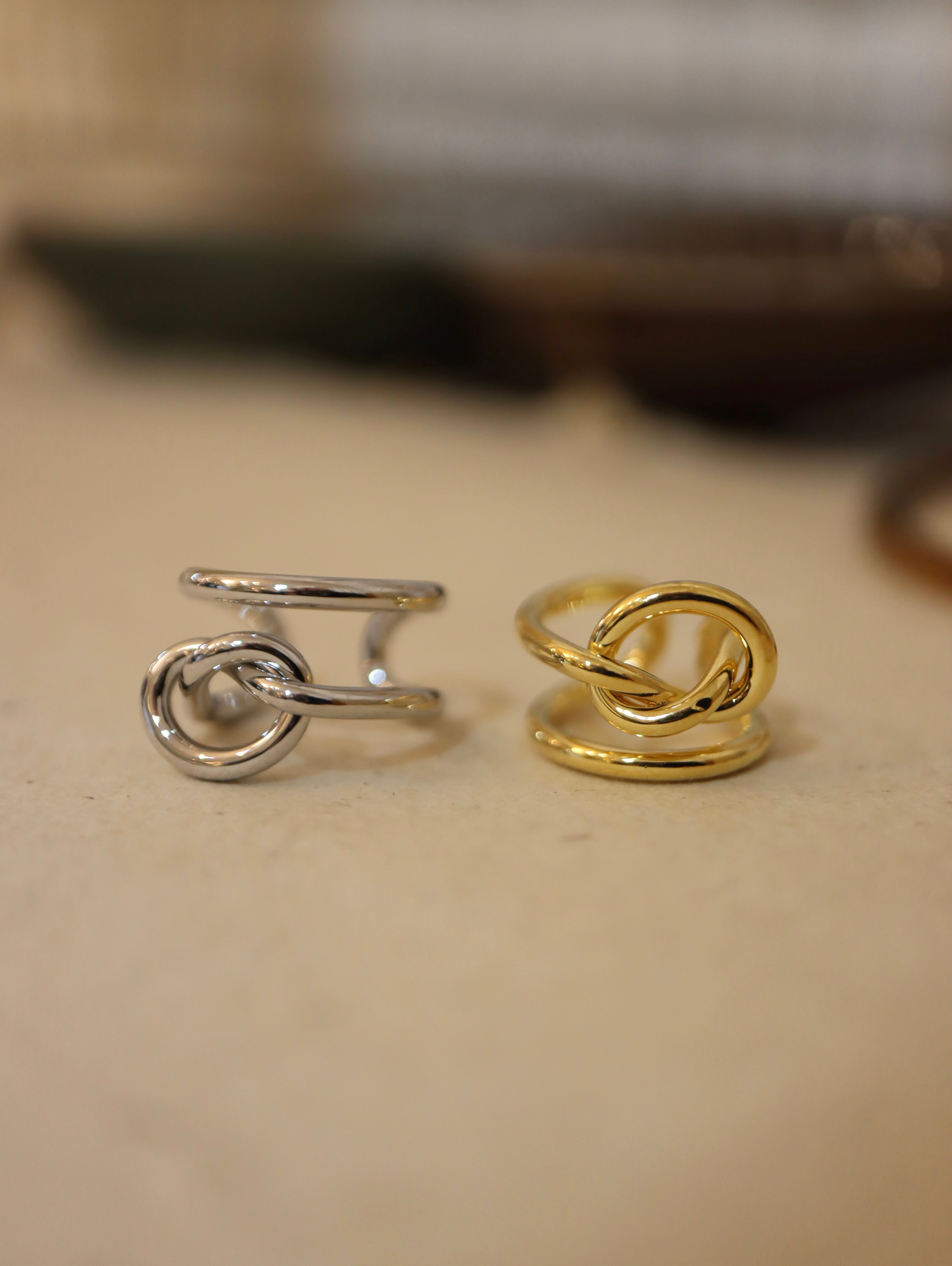 Knot brass Earcuff