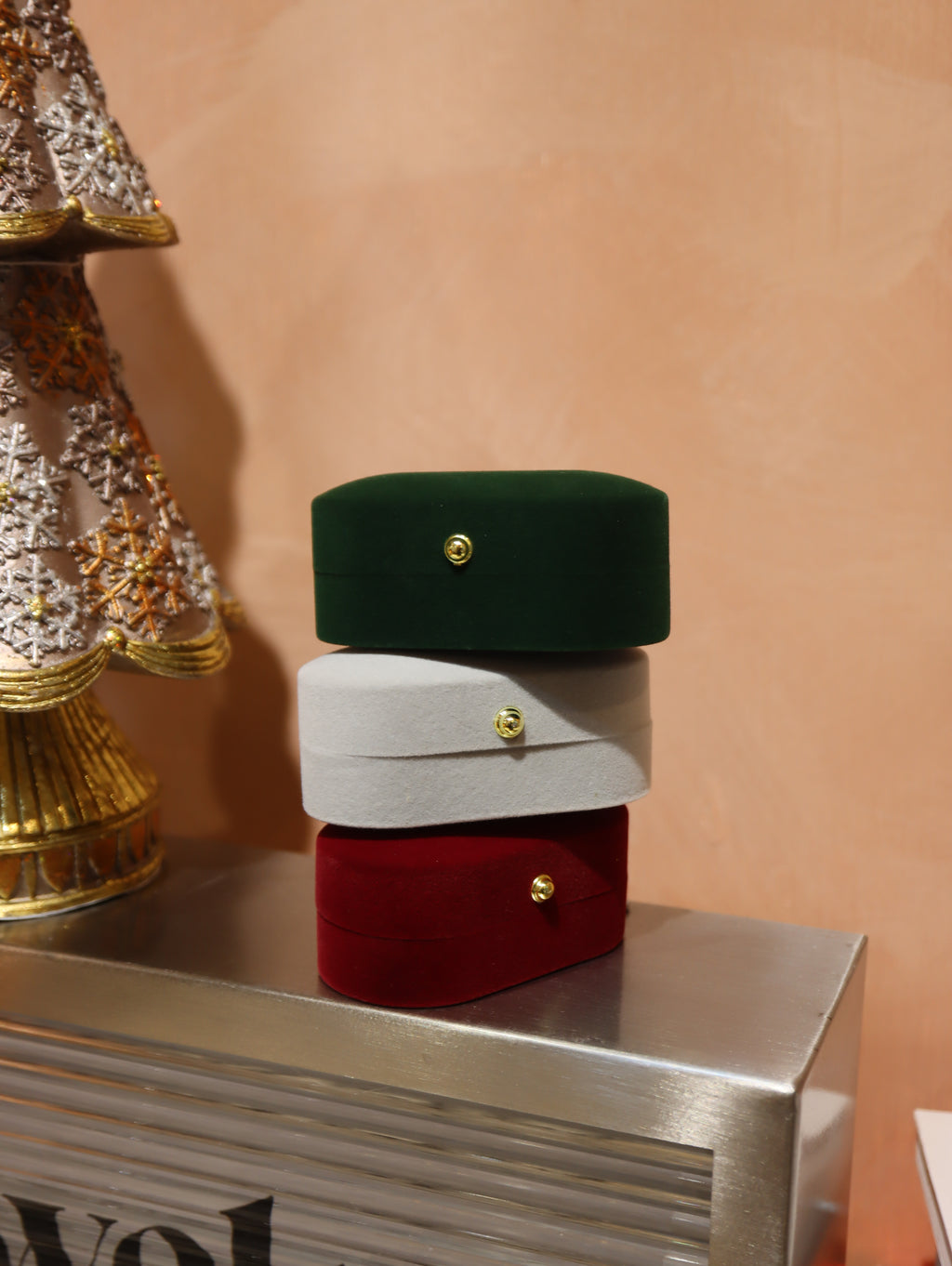 Velvet ring gift box