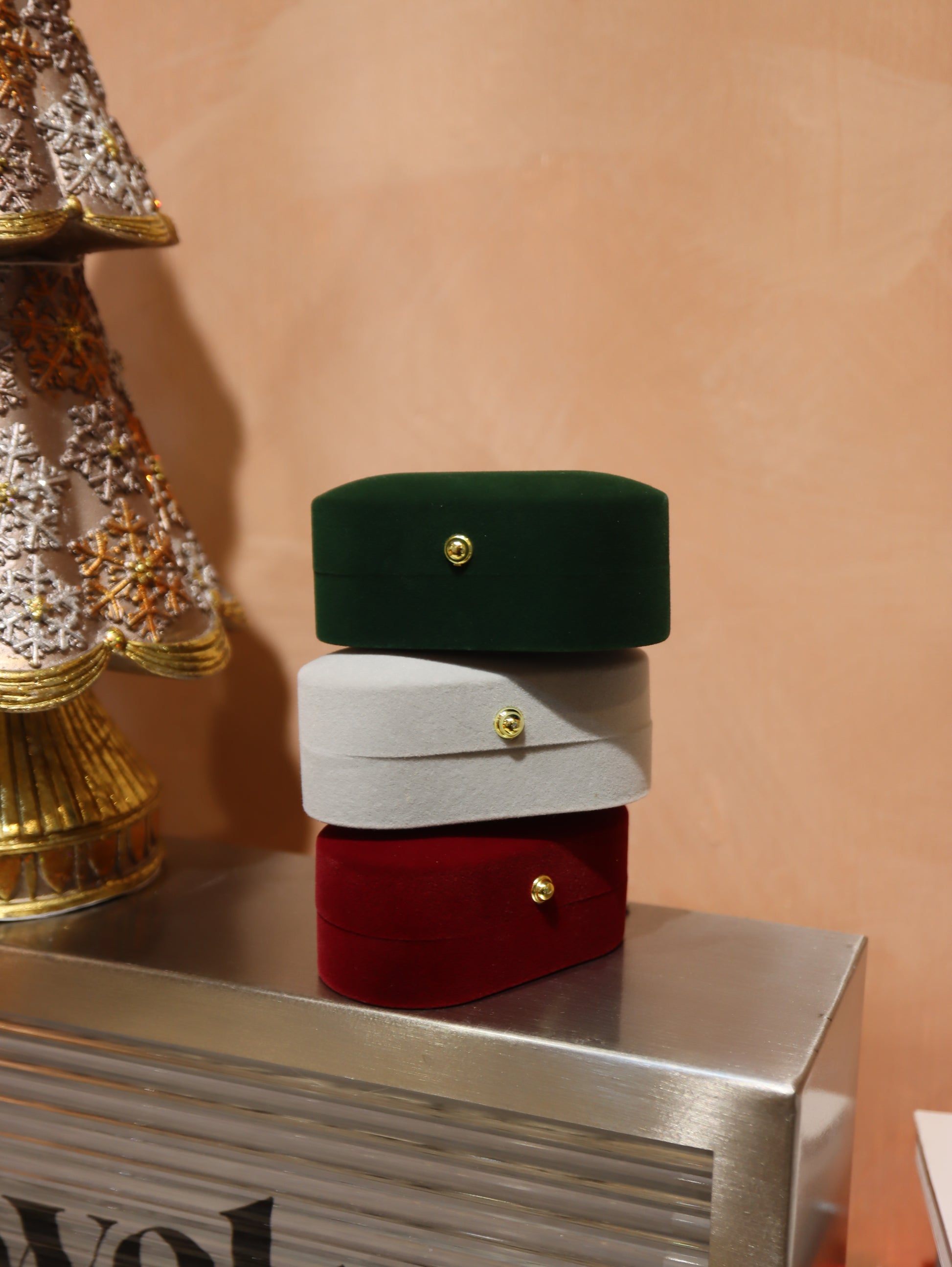 Velvet ring gift box