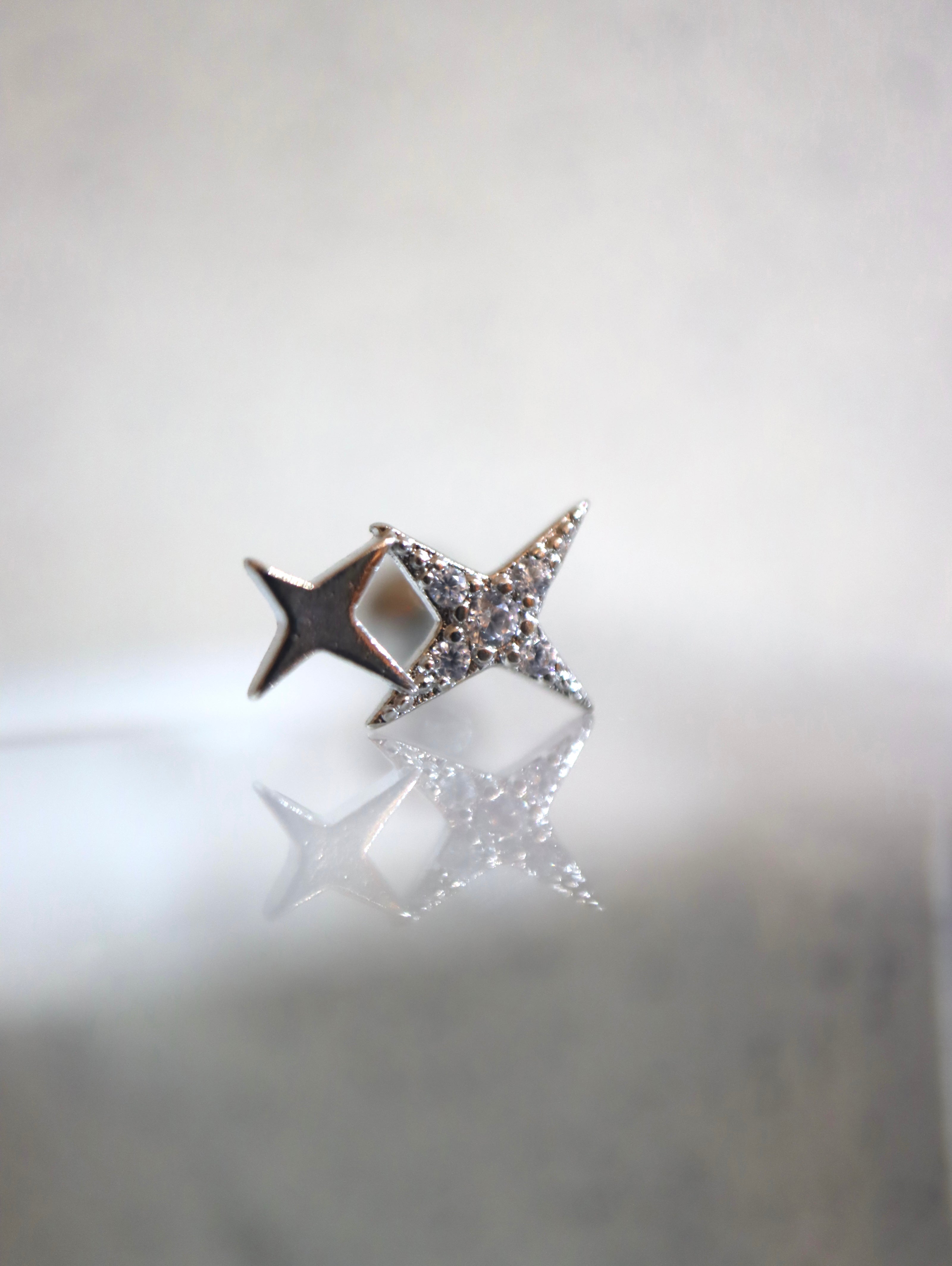 Double star 💫 stud piercing earring (1pc)