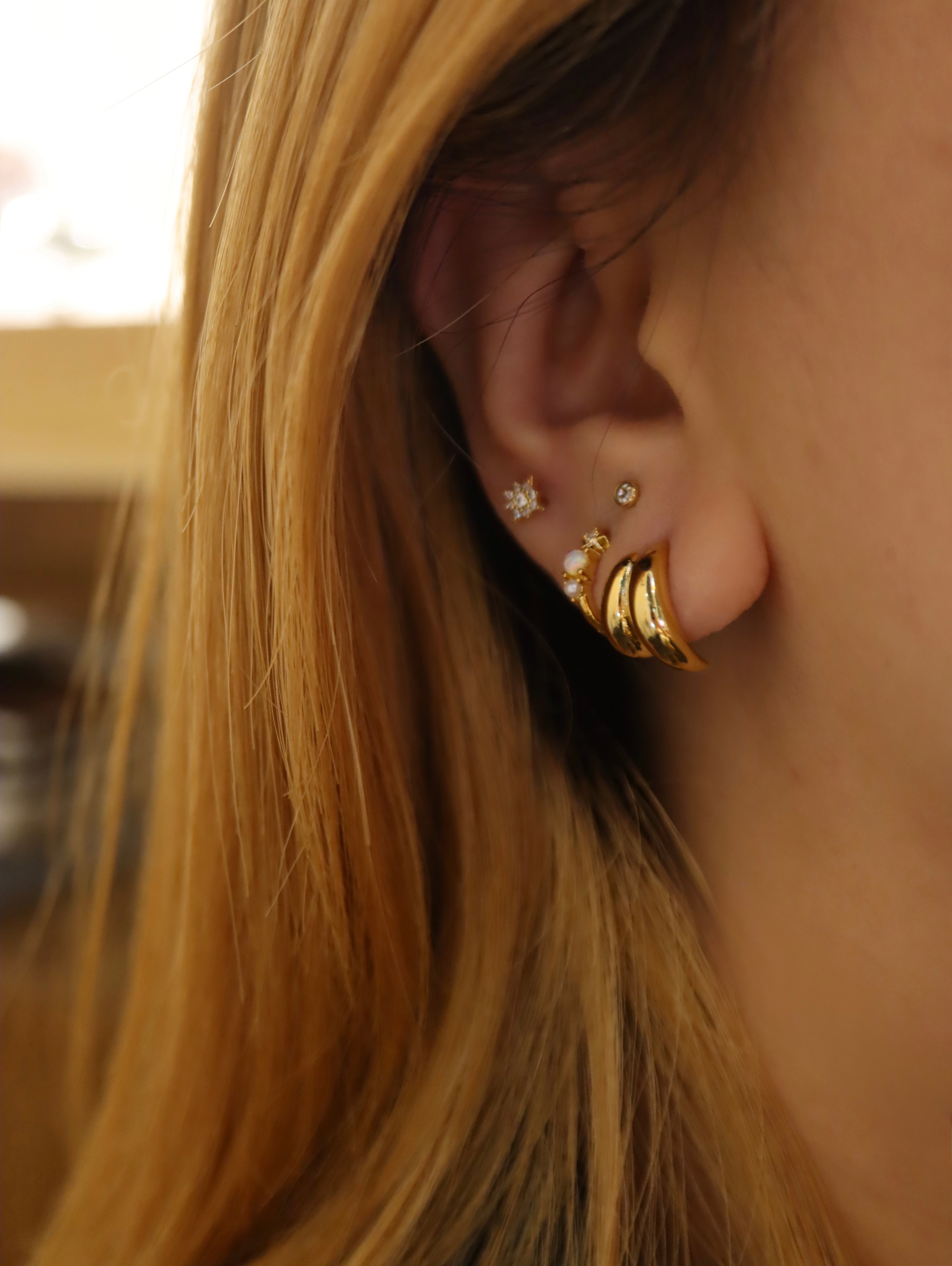 Echo brass earrings