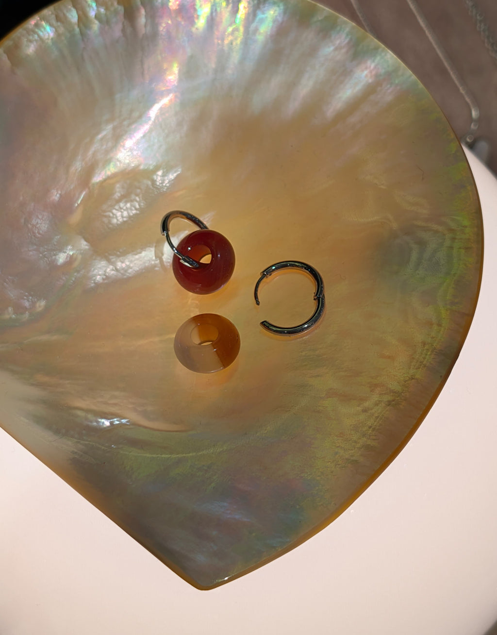 Interlock agate hoop earrings