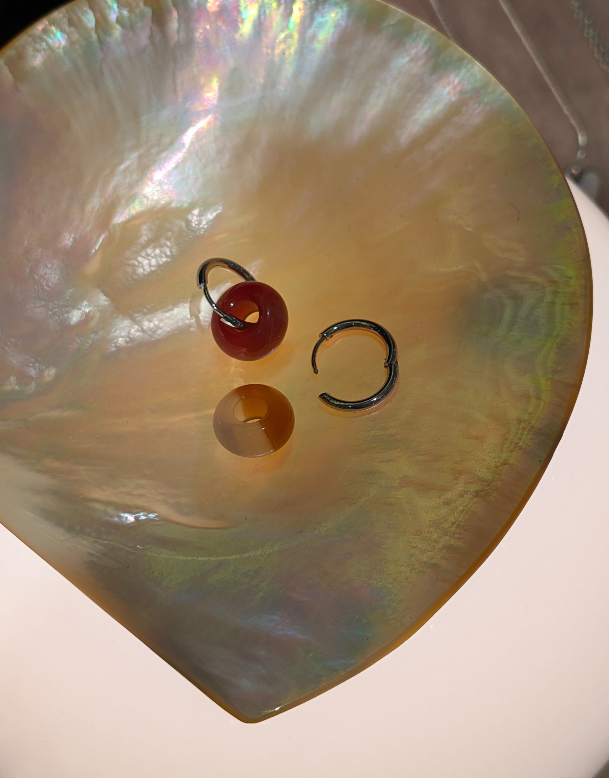 Interlock agate hoop earrings