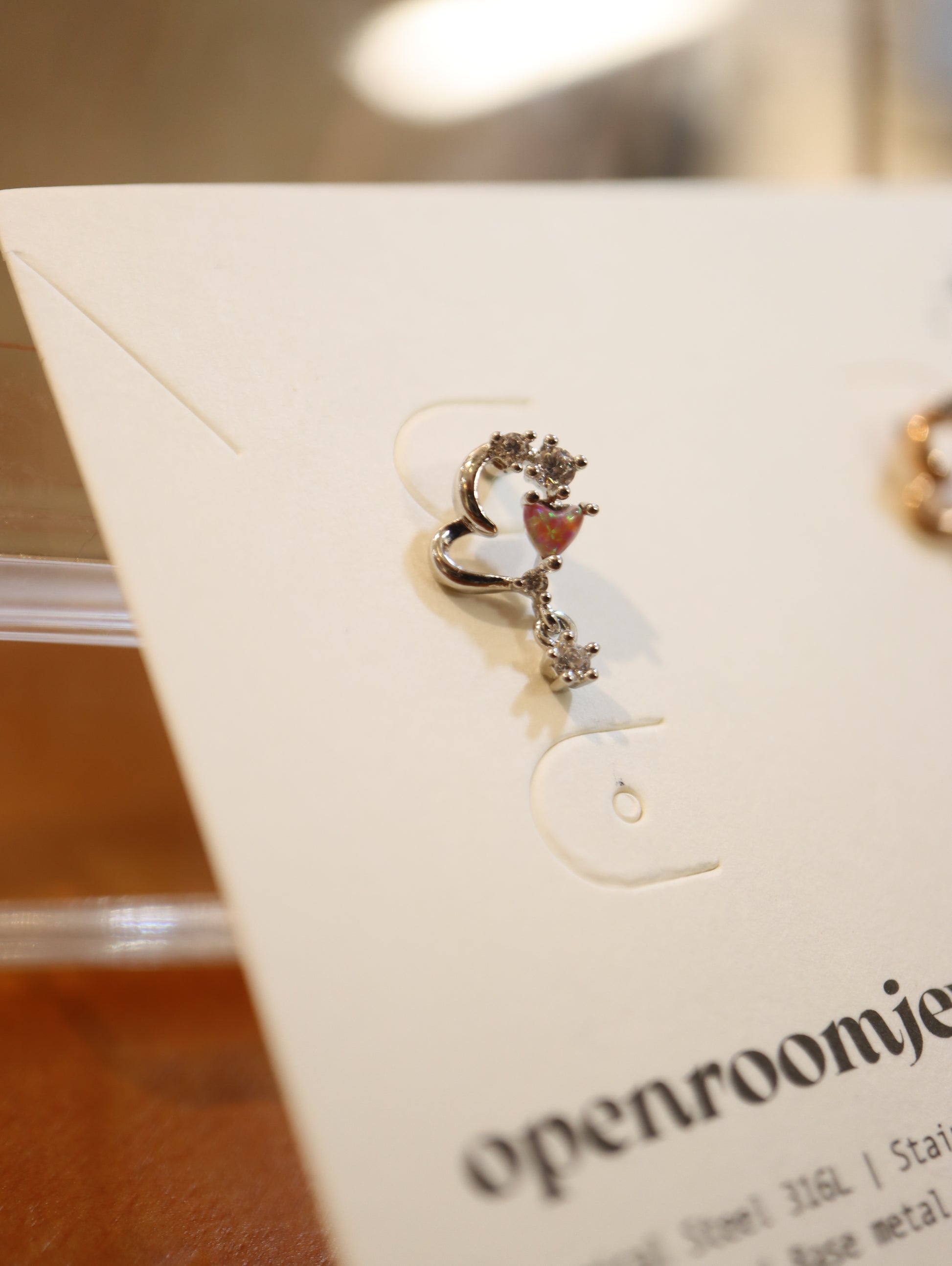 Drop cz heart surgical steel 316L stud piercing (1pc)