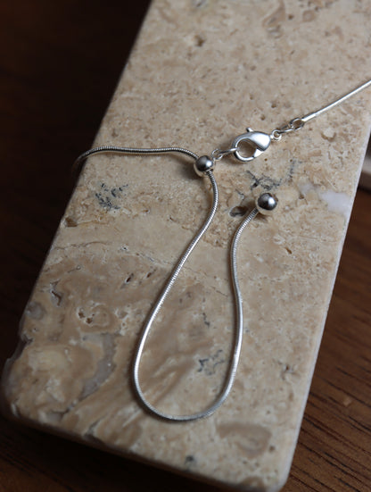 Ribbon adjustable chain necklace