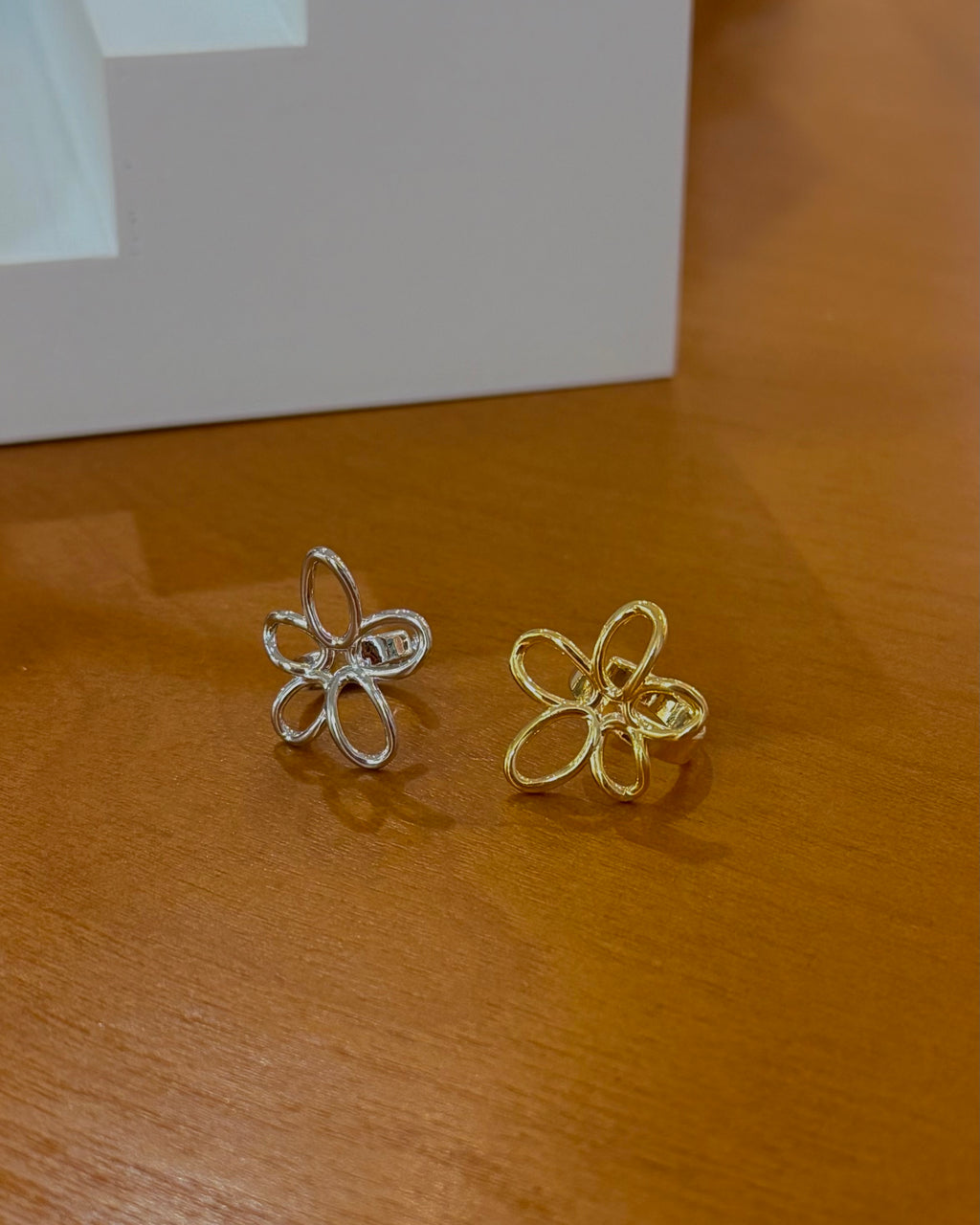 Floral Earcuff