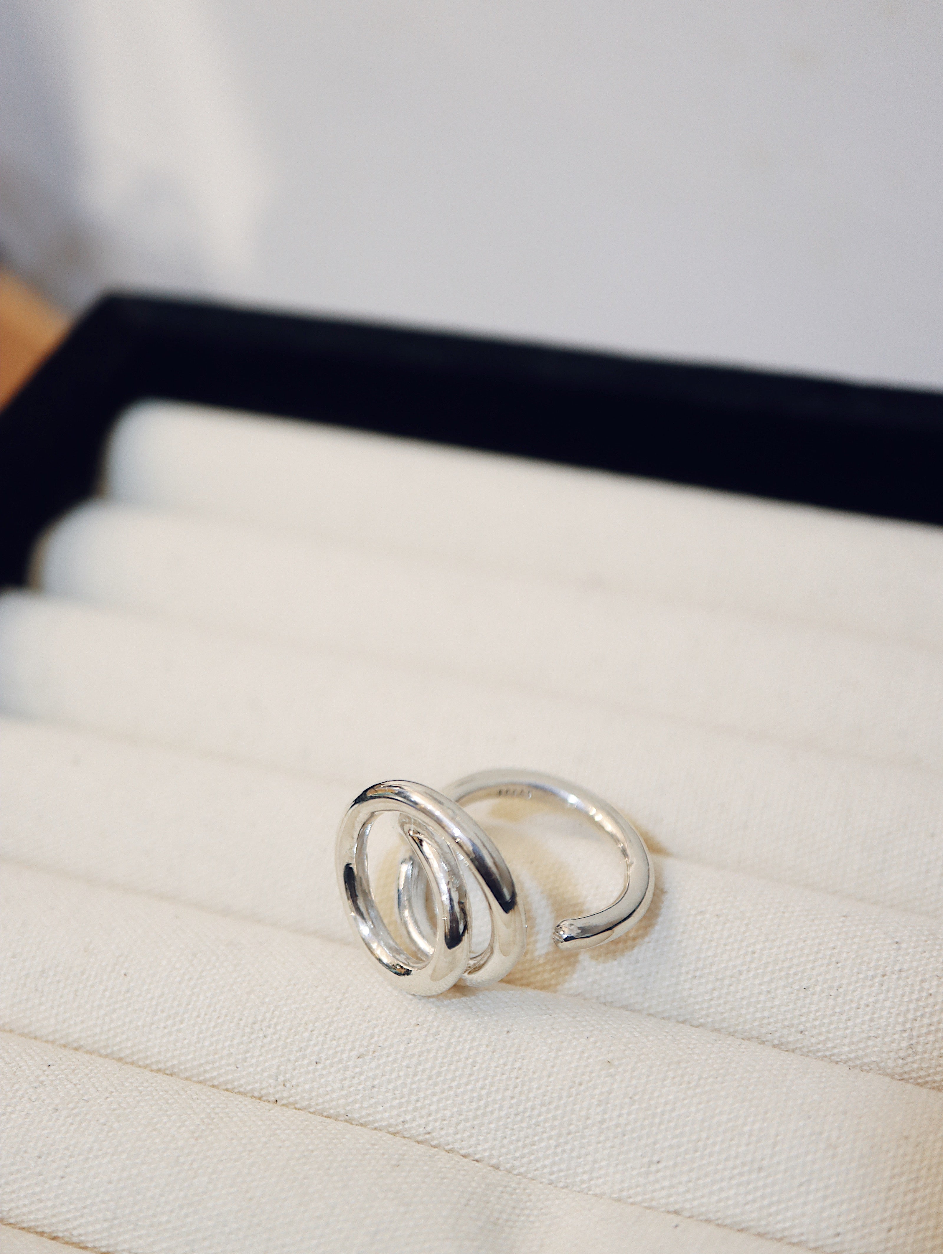 Round twisted 925 silver ring