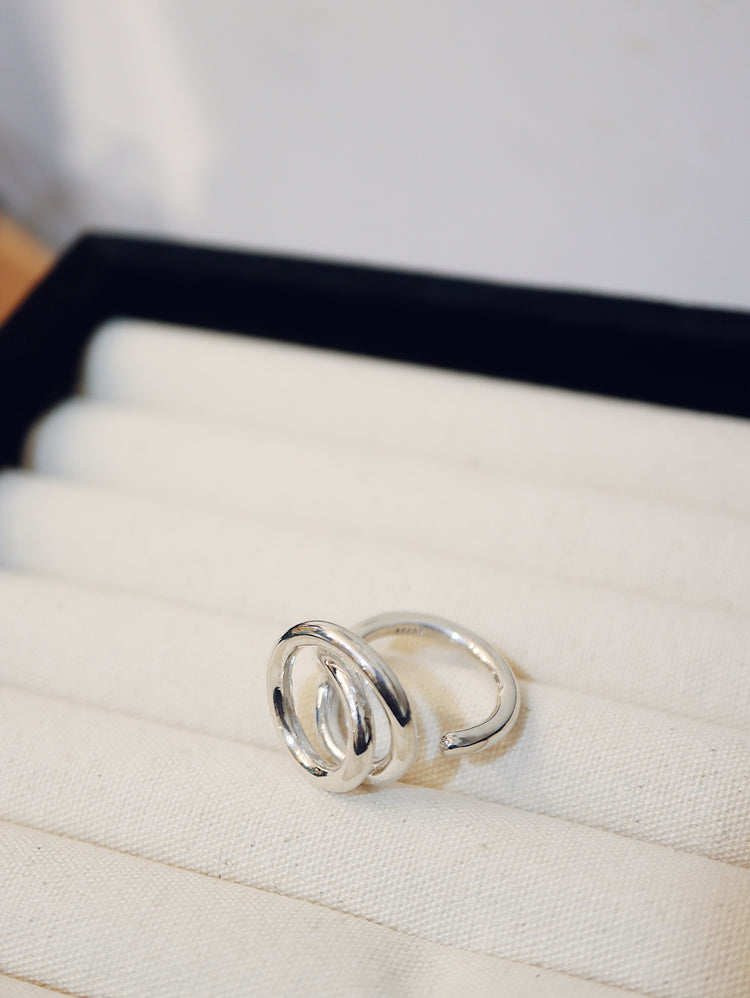 Round twisted 925 silver ring