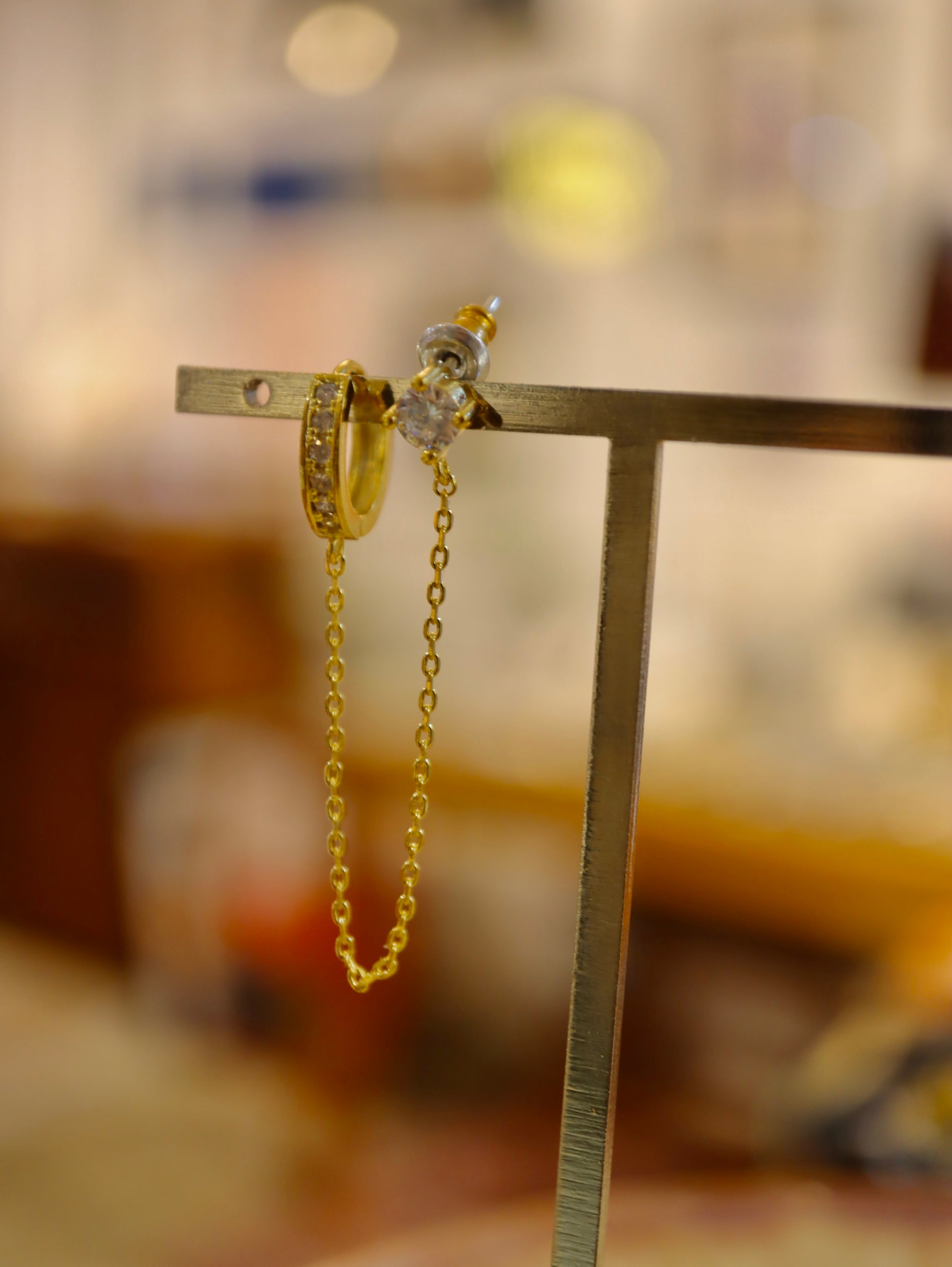 Chain link hoop and stud earrings