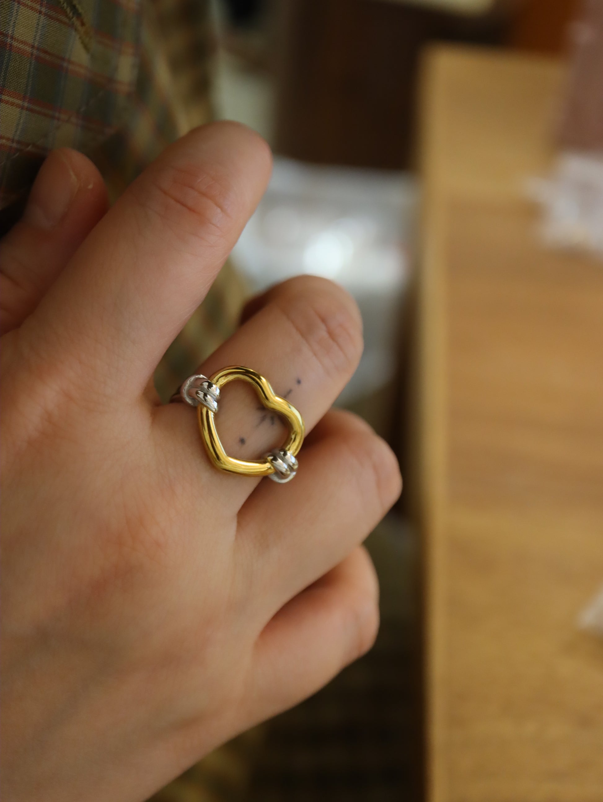 Mix colour heart stainless steel ring