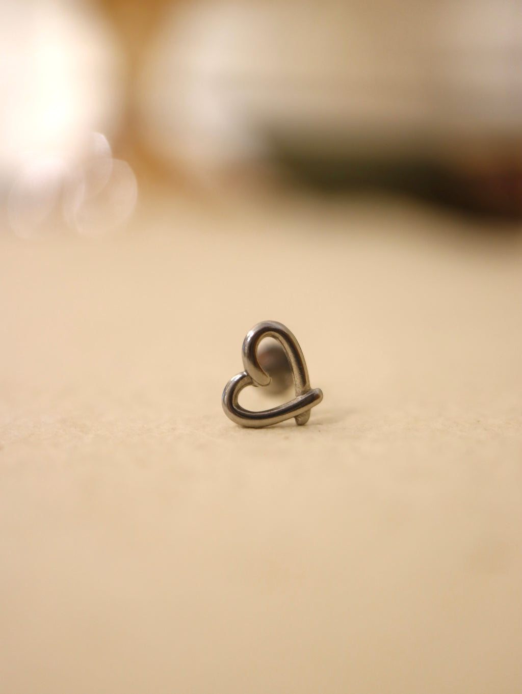 Push-pin stainless steel heart flat back