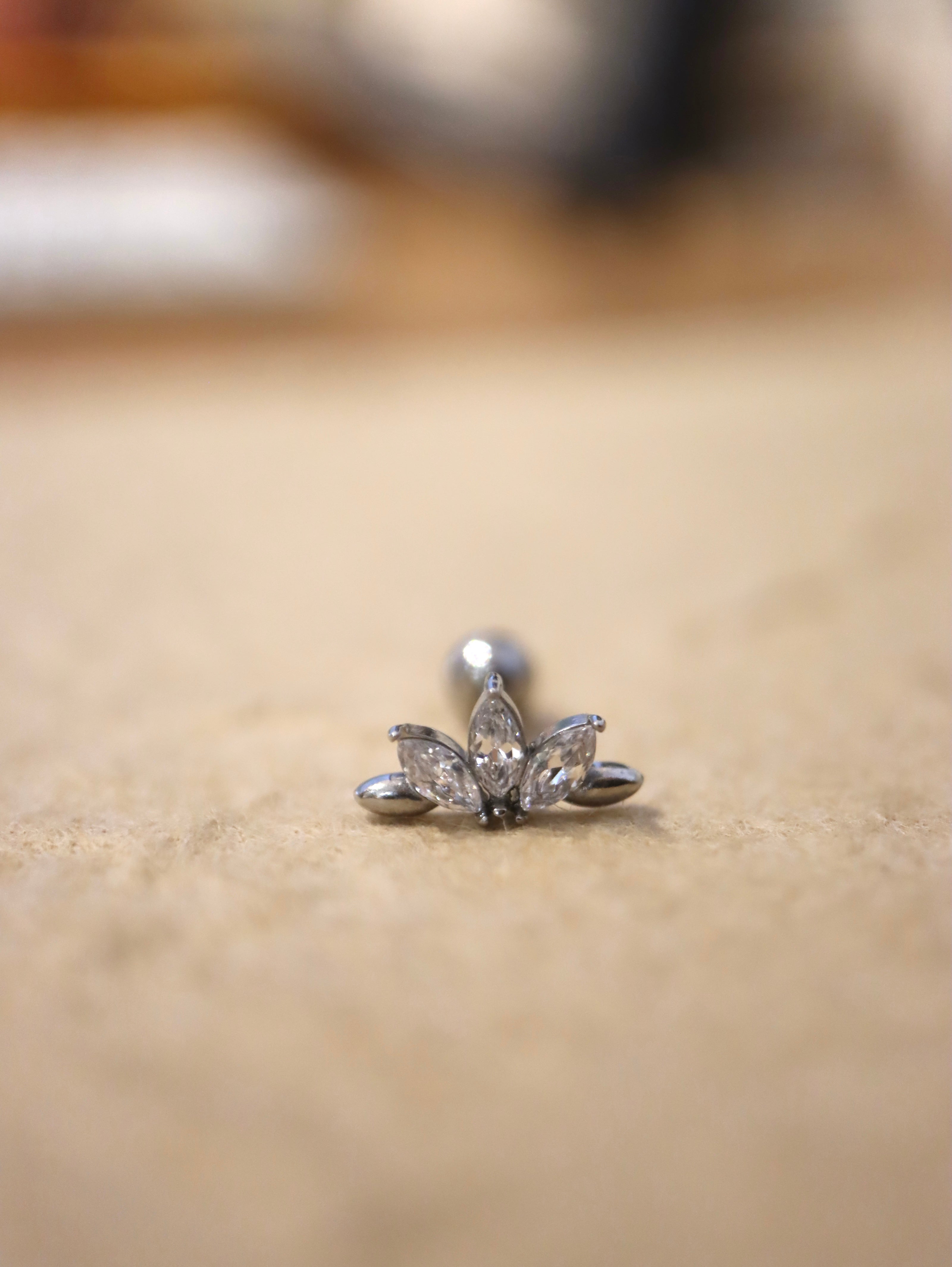 Marquise Cluster Stud Surgical Steel Piercing (1pc)