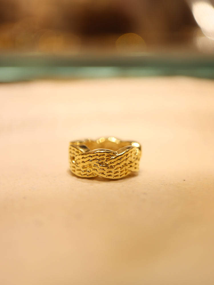 Braid clip-on earcuff