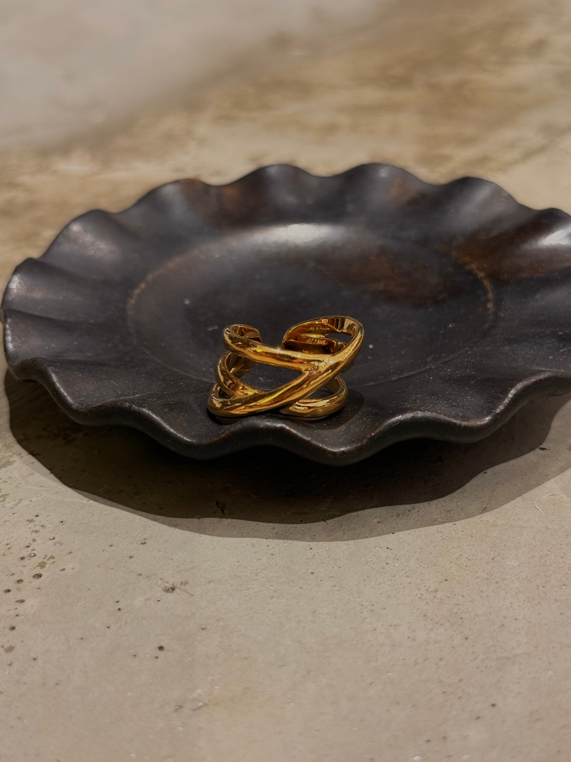 Intertwine stainless steel ring