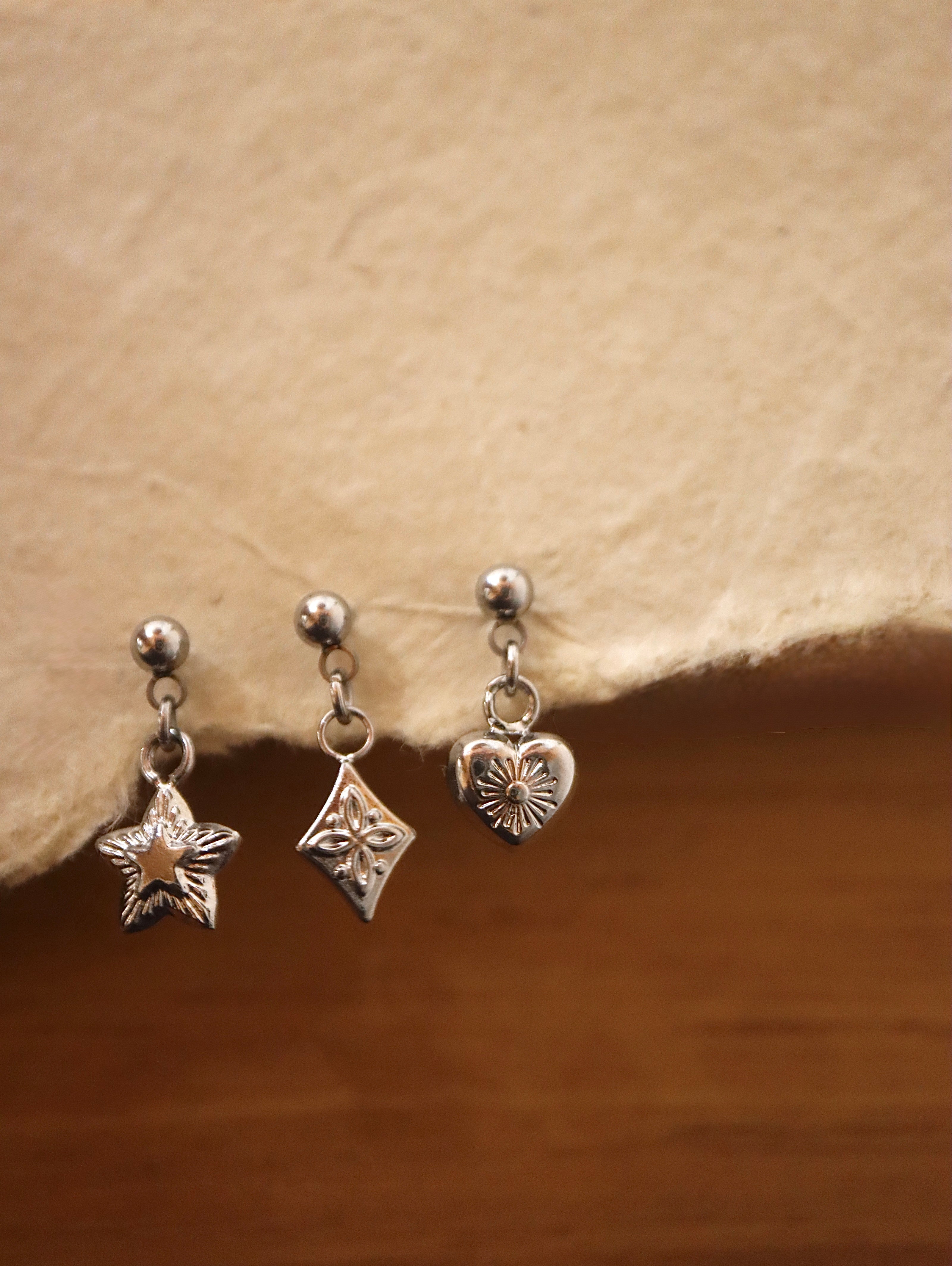 Drop dangling surgical steel stud earring (1pc)