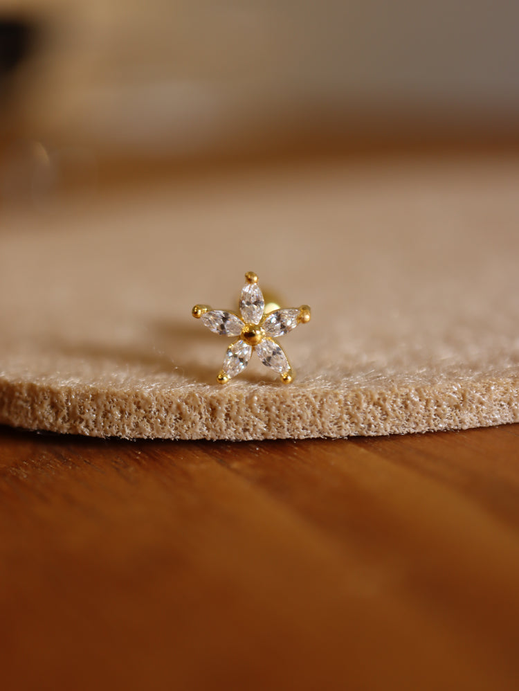 Flower cz surgical steel earring piercing
