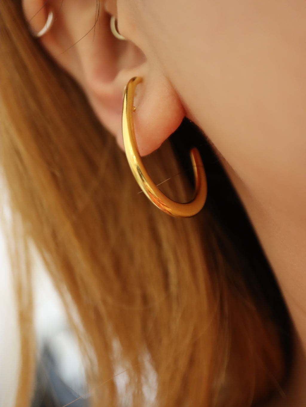 Stainless steel wrap earring