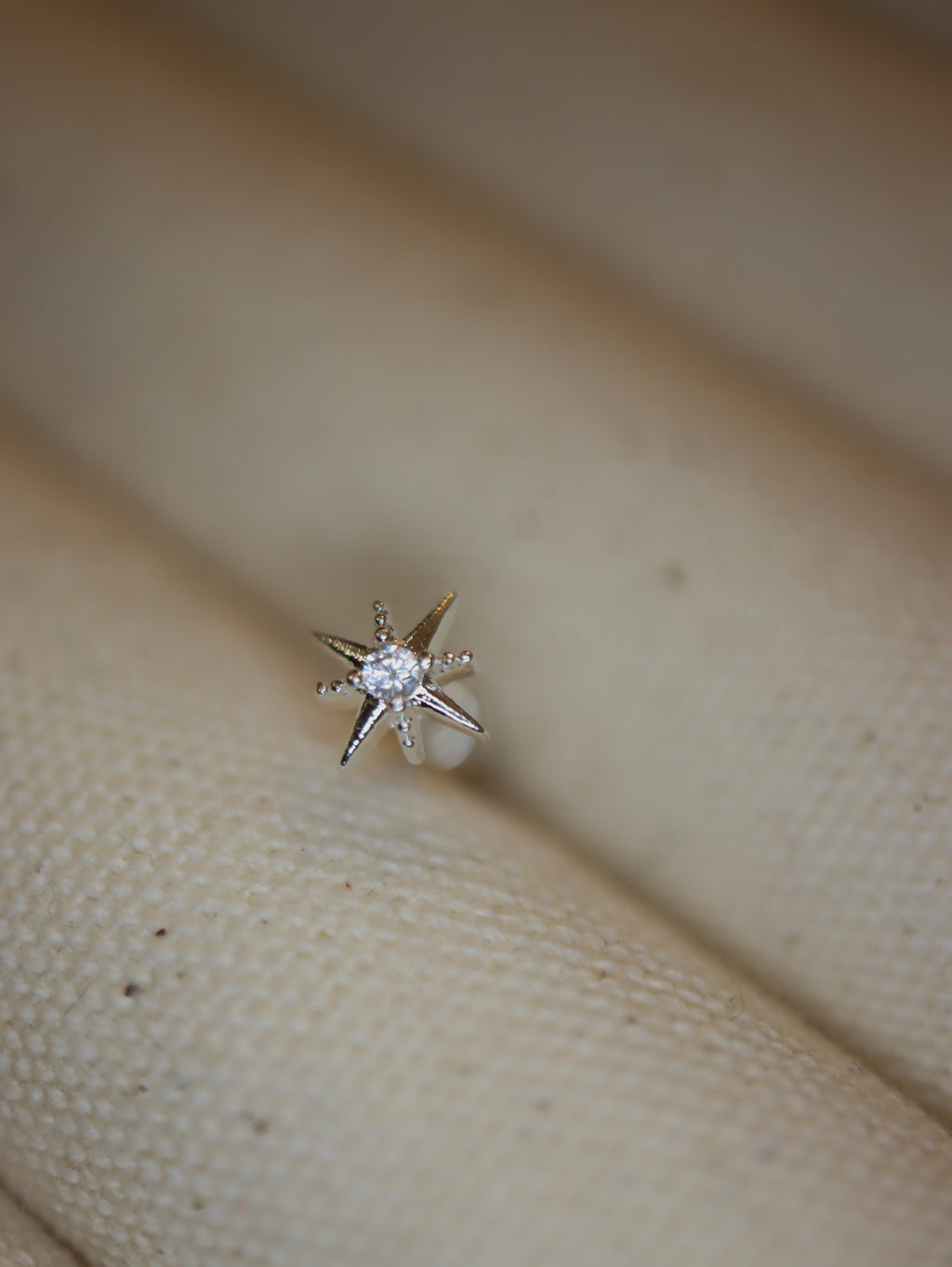 Mini starburst 925 silver stud piercing (1pc)