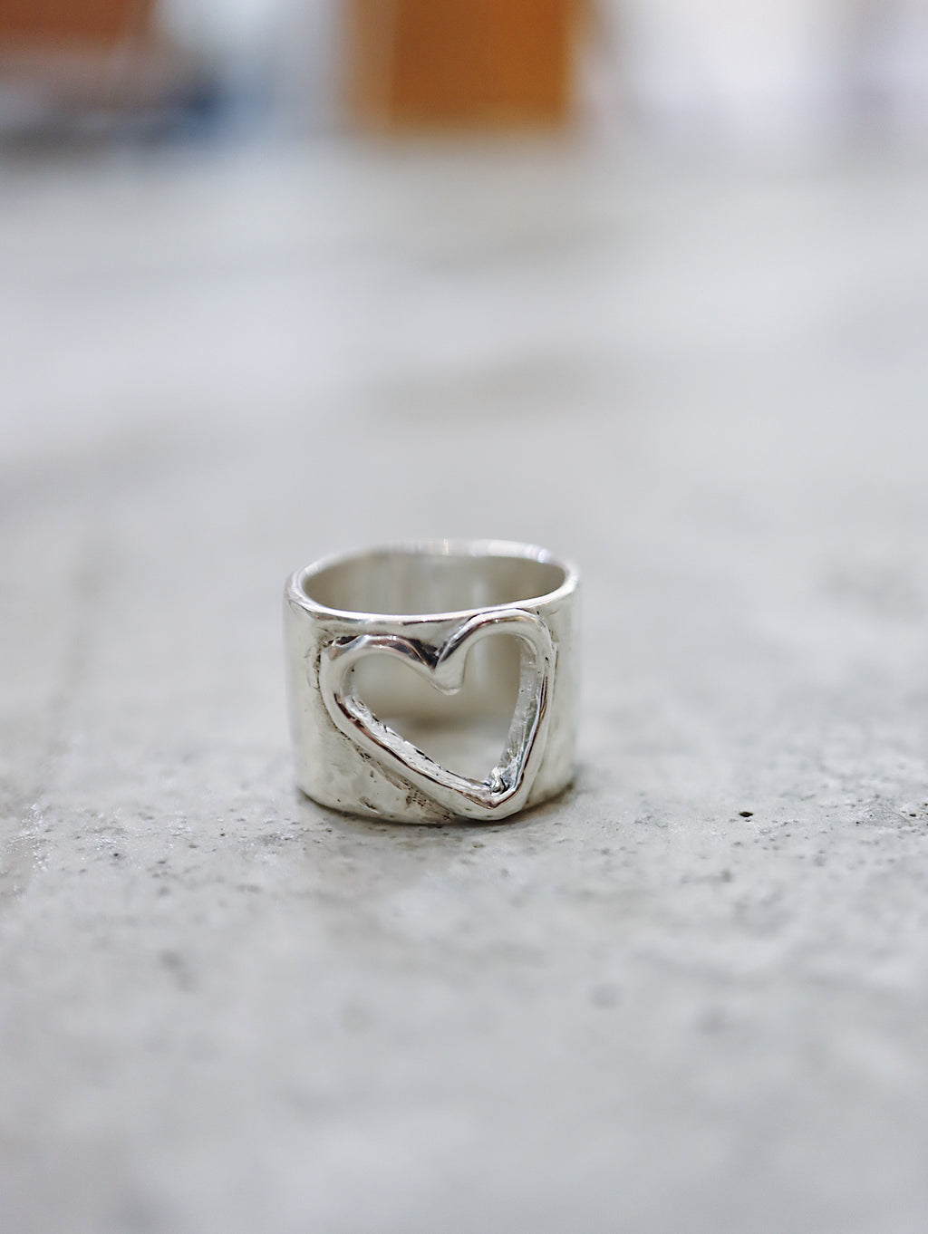 Handcrafted Hollow heart band  925 silver pinky / midi ring