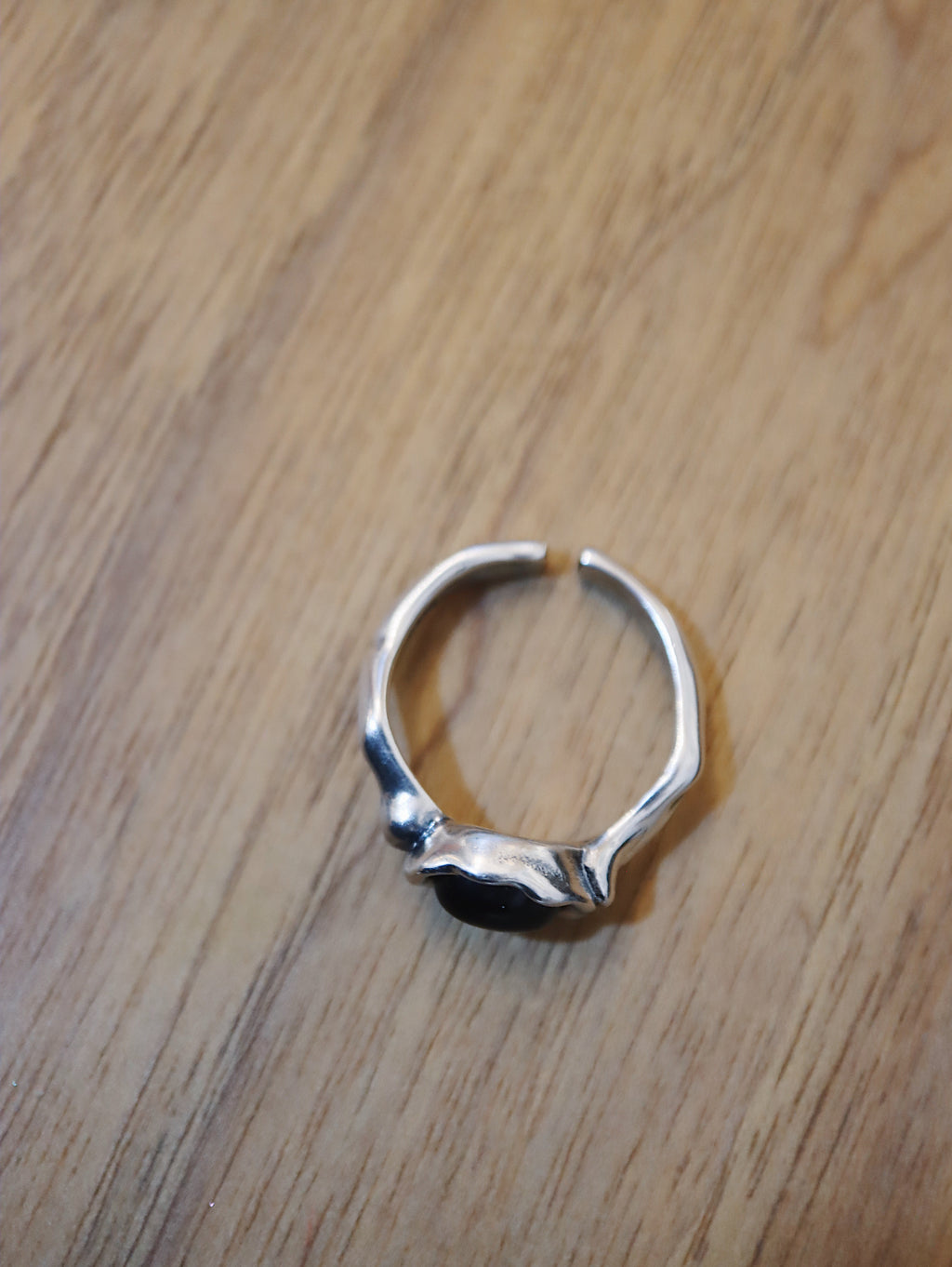 Onyx irregular band 925 silver ring