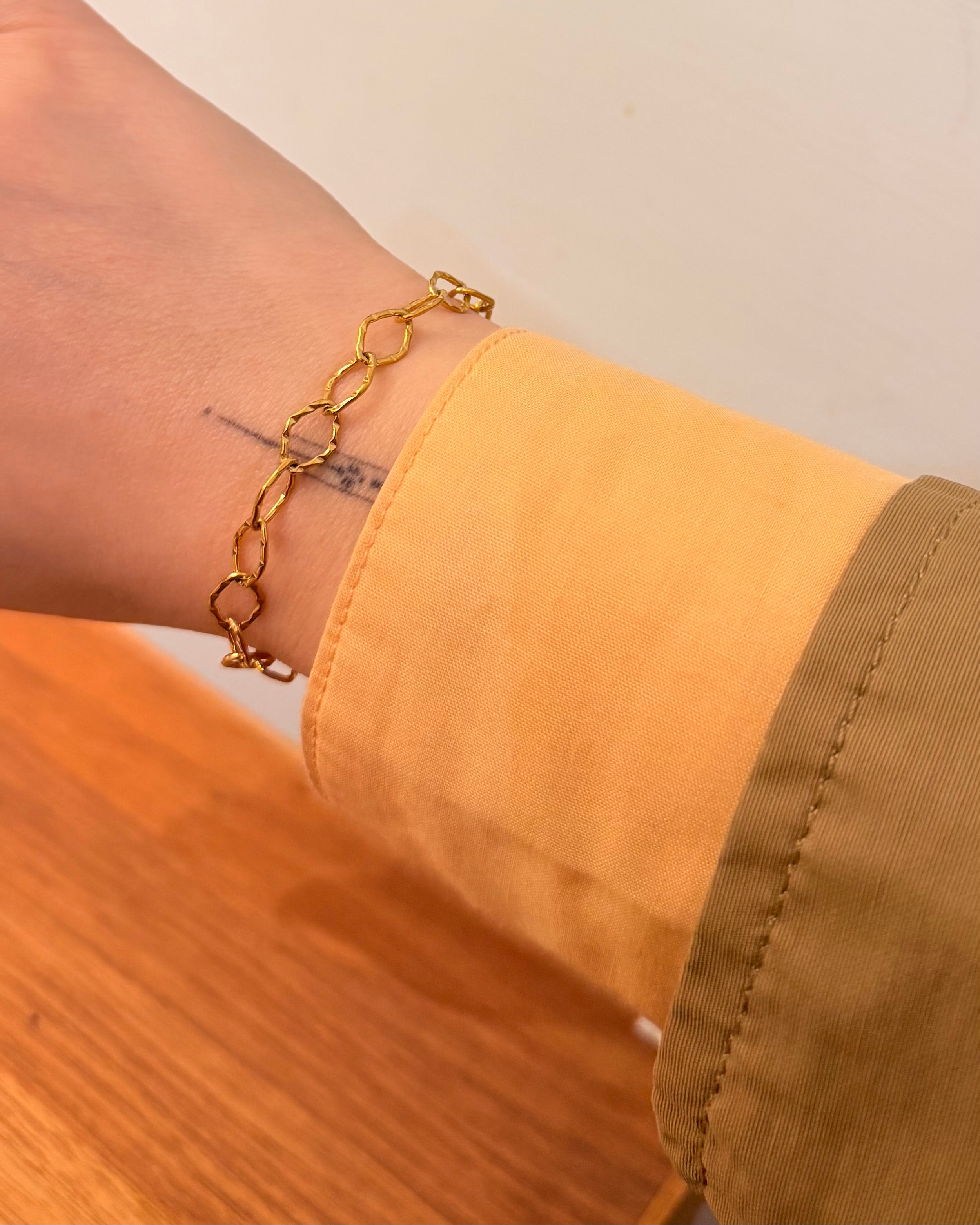 Interlock stainless steel bracelet