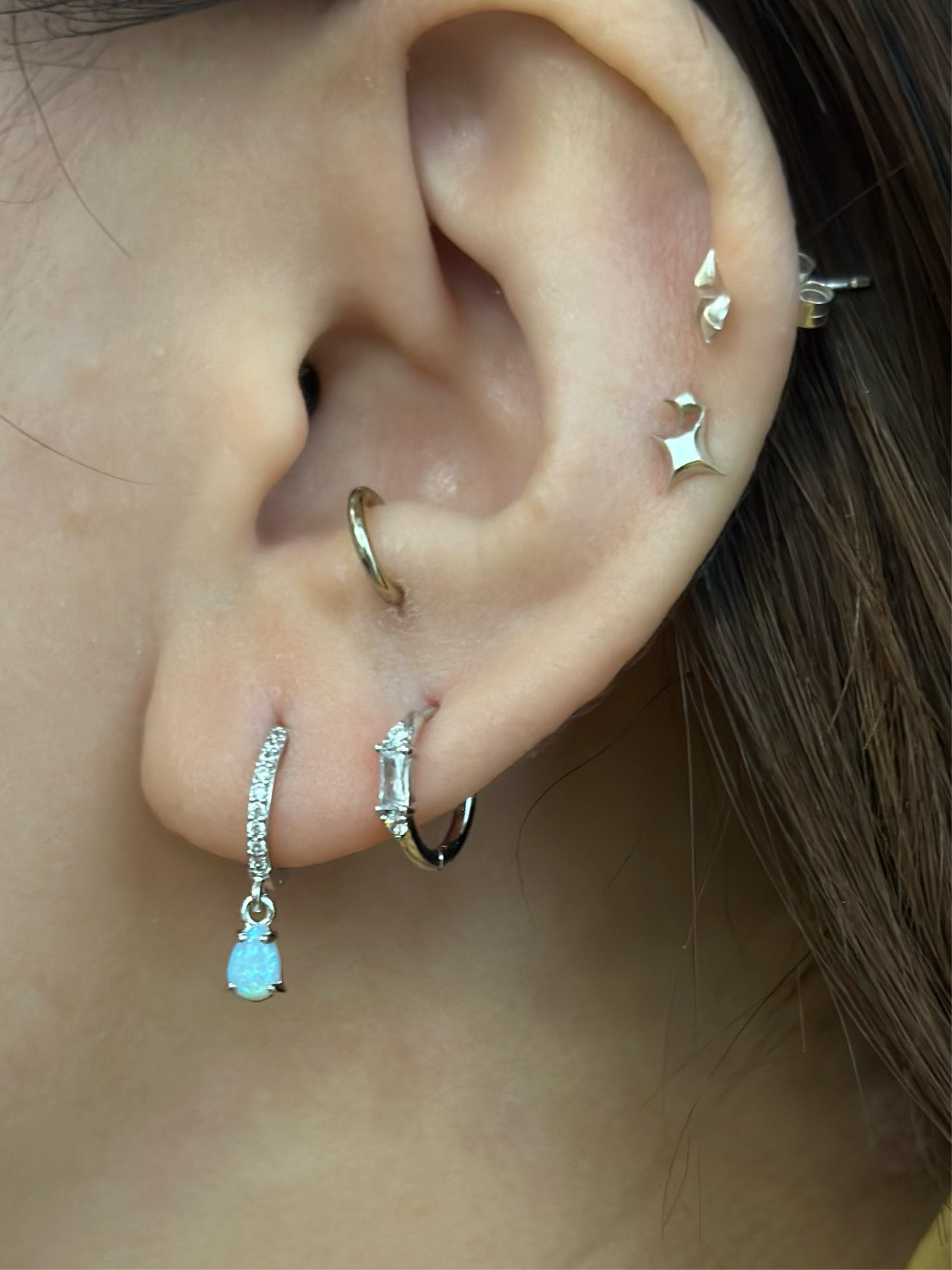 Silver925 cz hinged hoop earrings