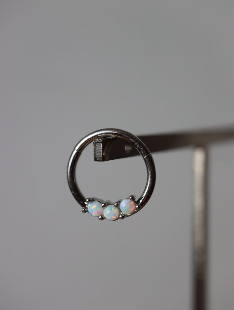 Triple opal clicker