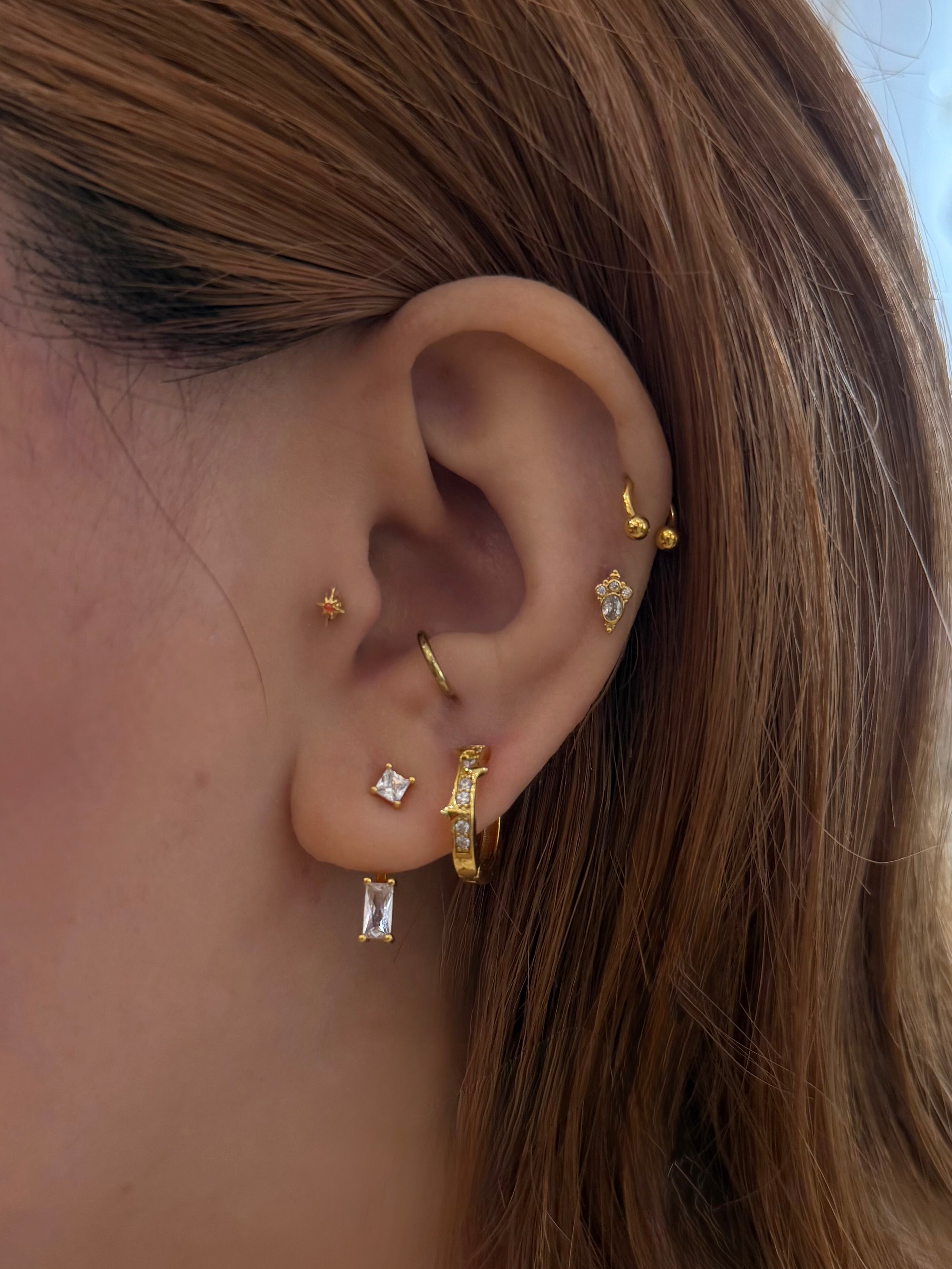 Sparkle ✨ hinged hoop earrings