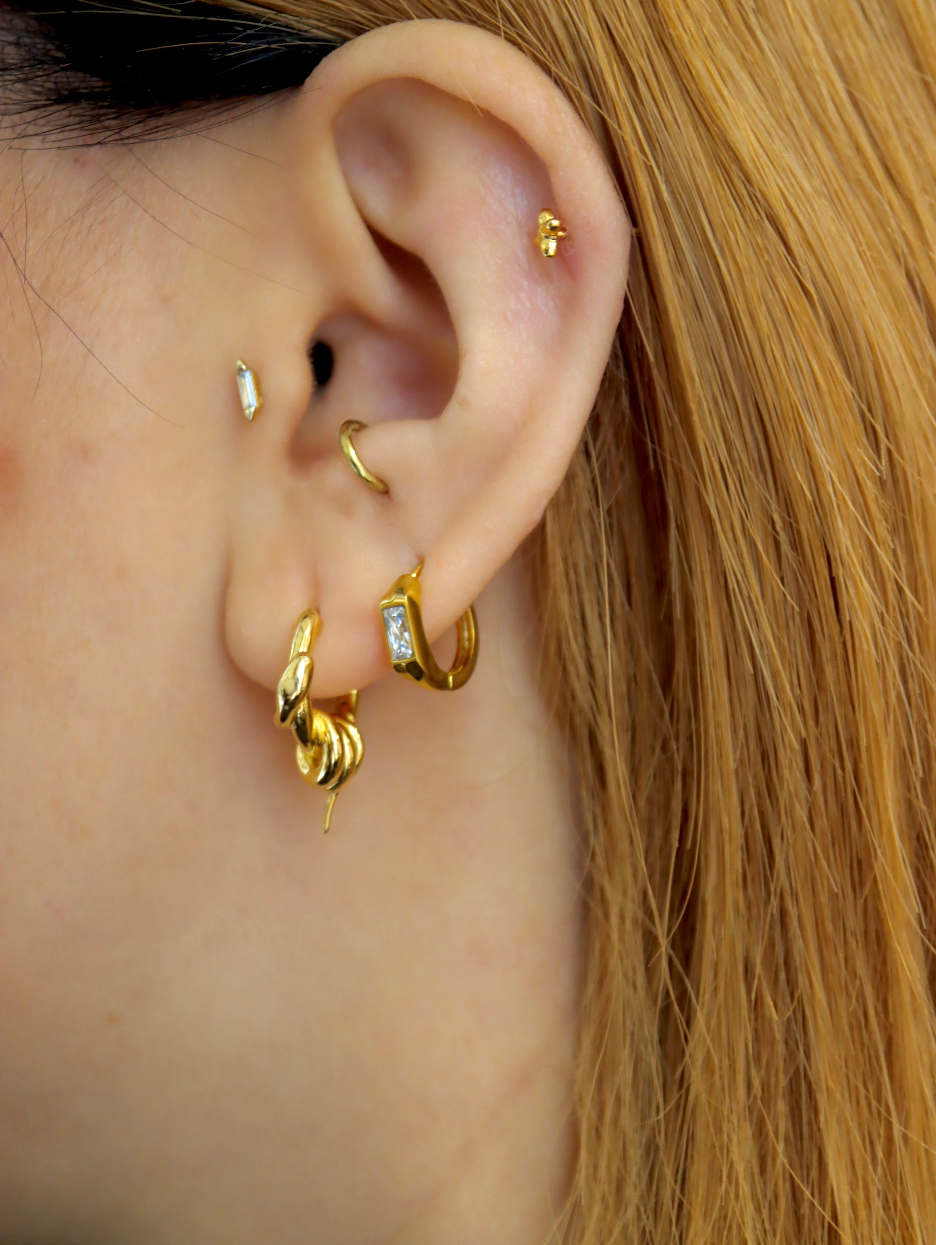Cz stainless steel hinged hoop earrings