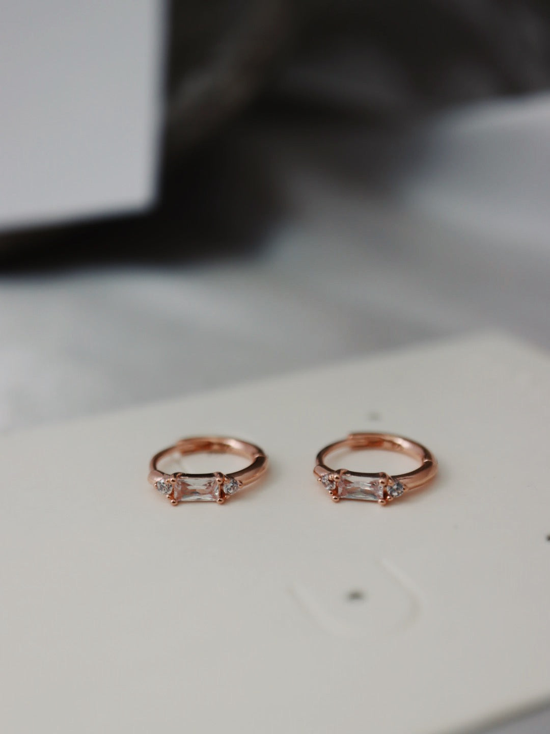 Silver925 cz hinged hoop earrings