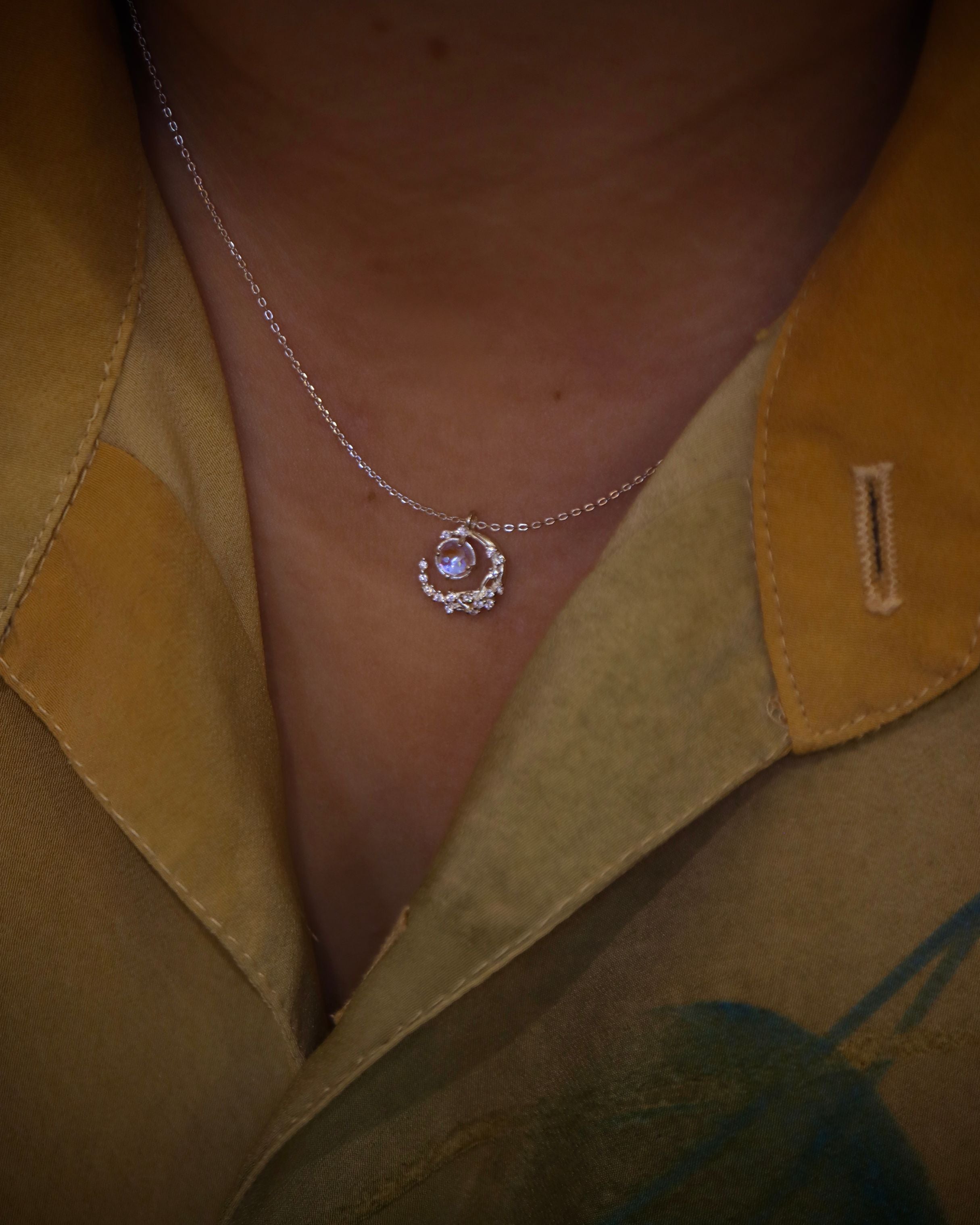 Lucent Crescent 925 Silver Necklace