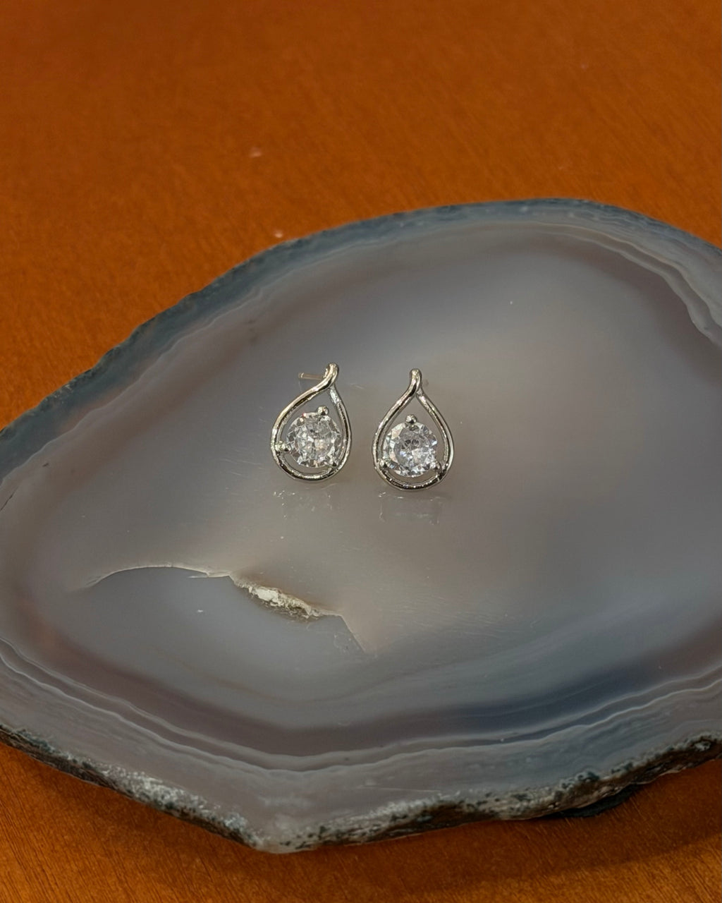 Water drop cz earrings