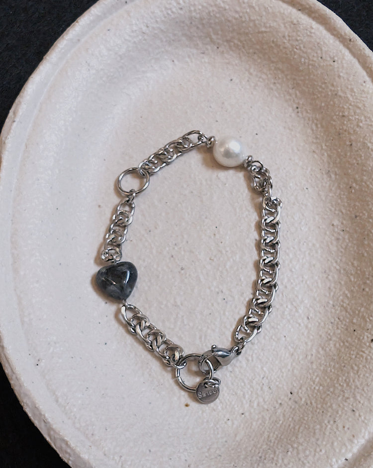 Heart & pearl stainless steel bracelet