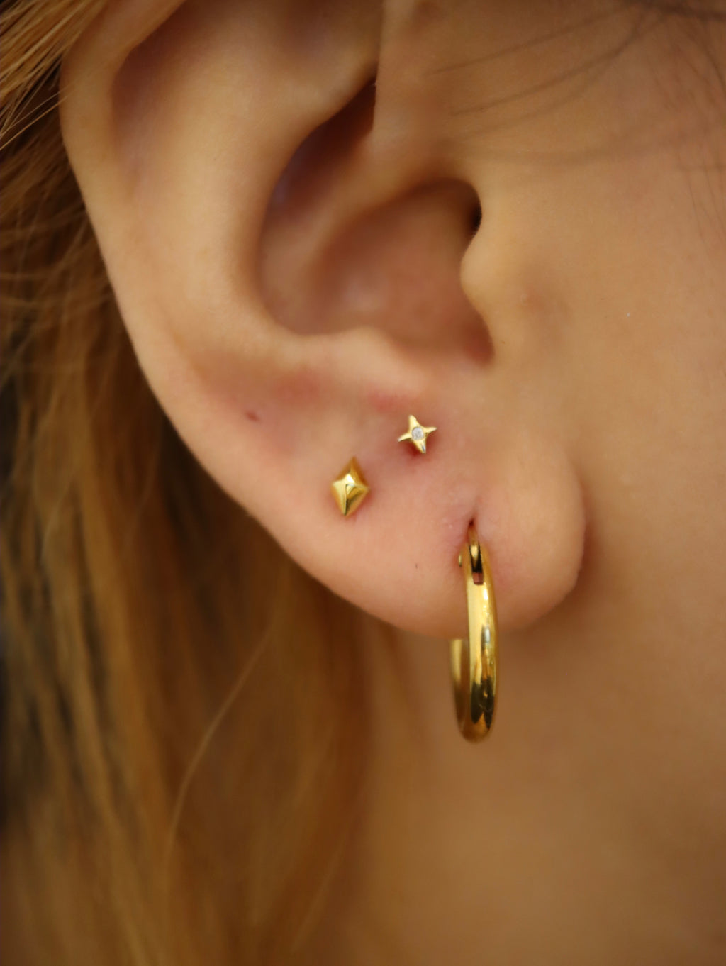 Diamond-shaped stud silver925 piercing earrings