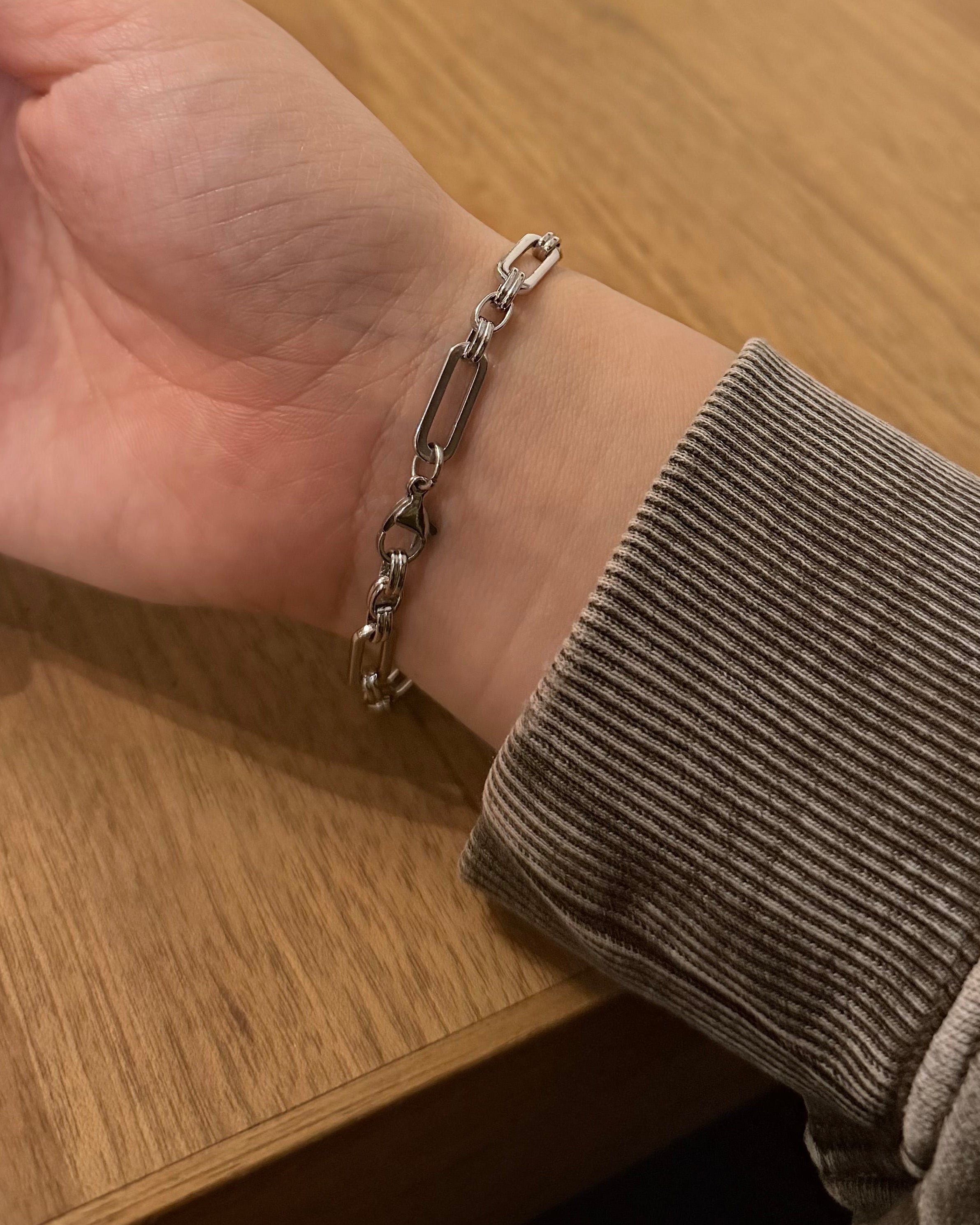 Interlock stainless steel bracelet